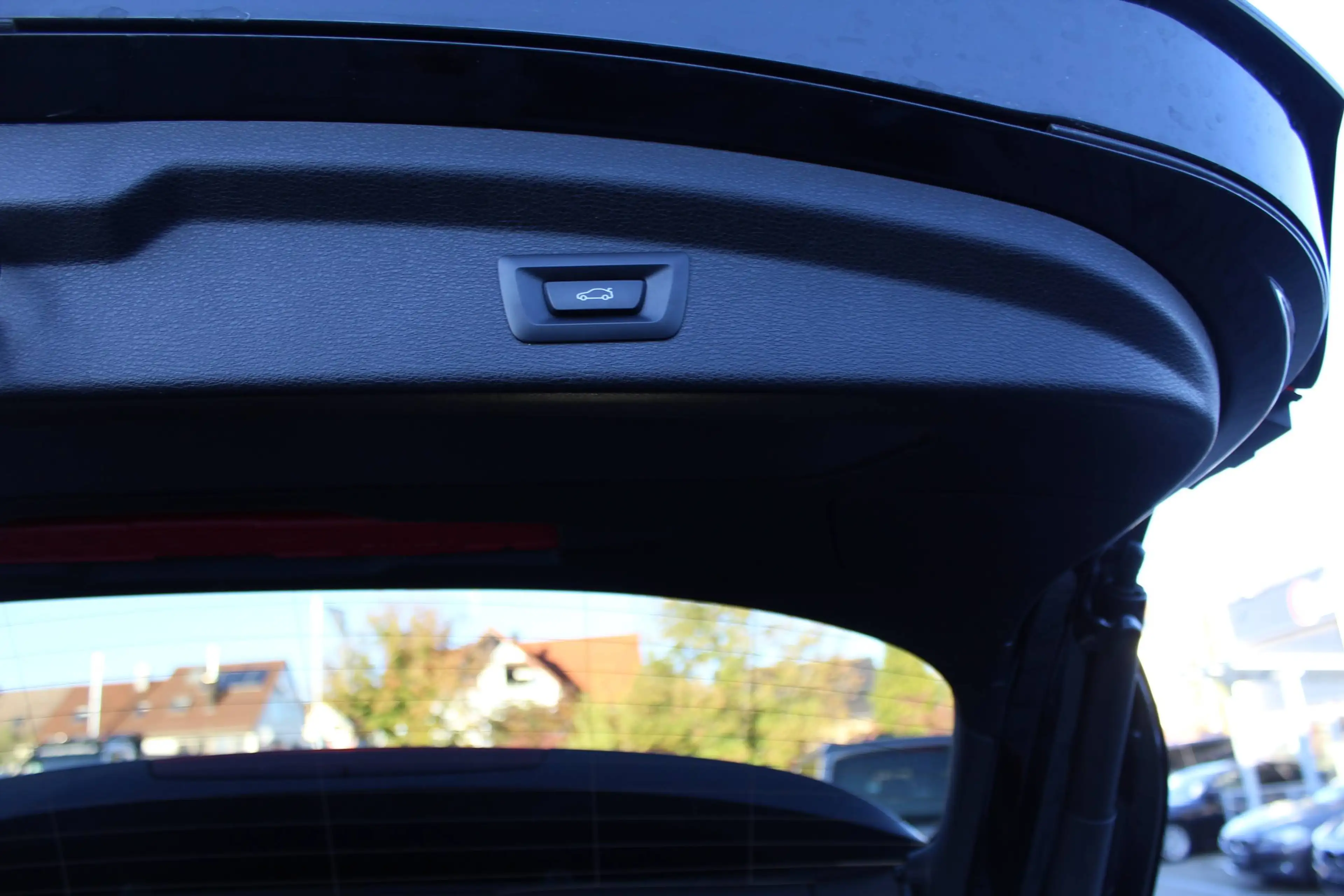 BMW X2 sDrive 18 d Advantage Plus Led Sp Sitze — photo 7