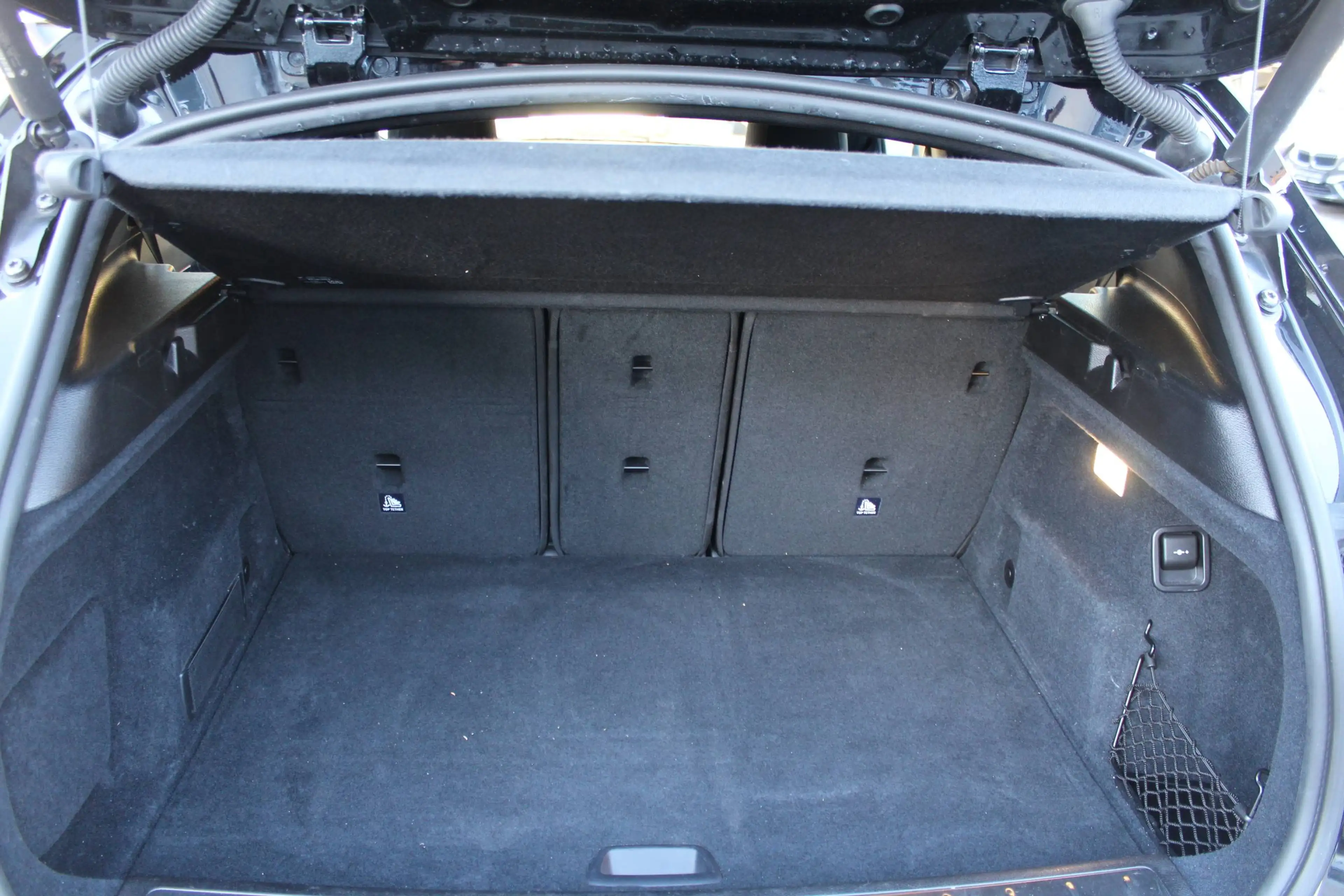 BMW X2 sDrive 18 d Advantage Plus Led Sp Sitze — photo 6