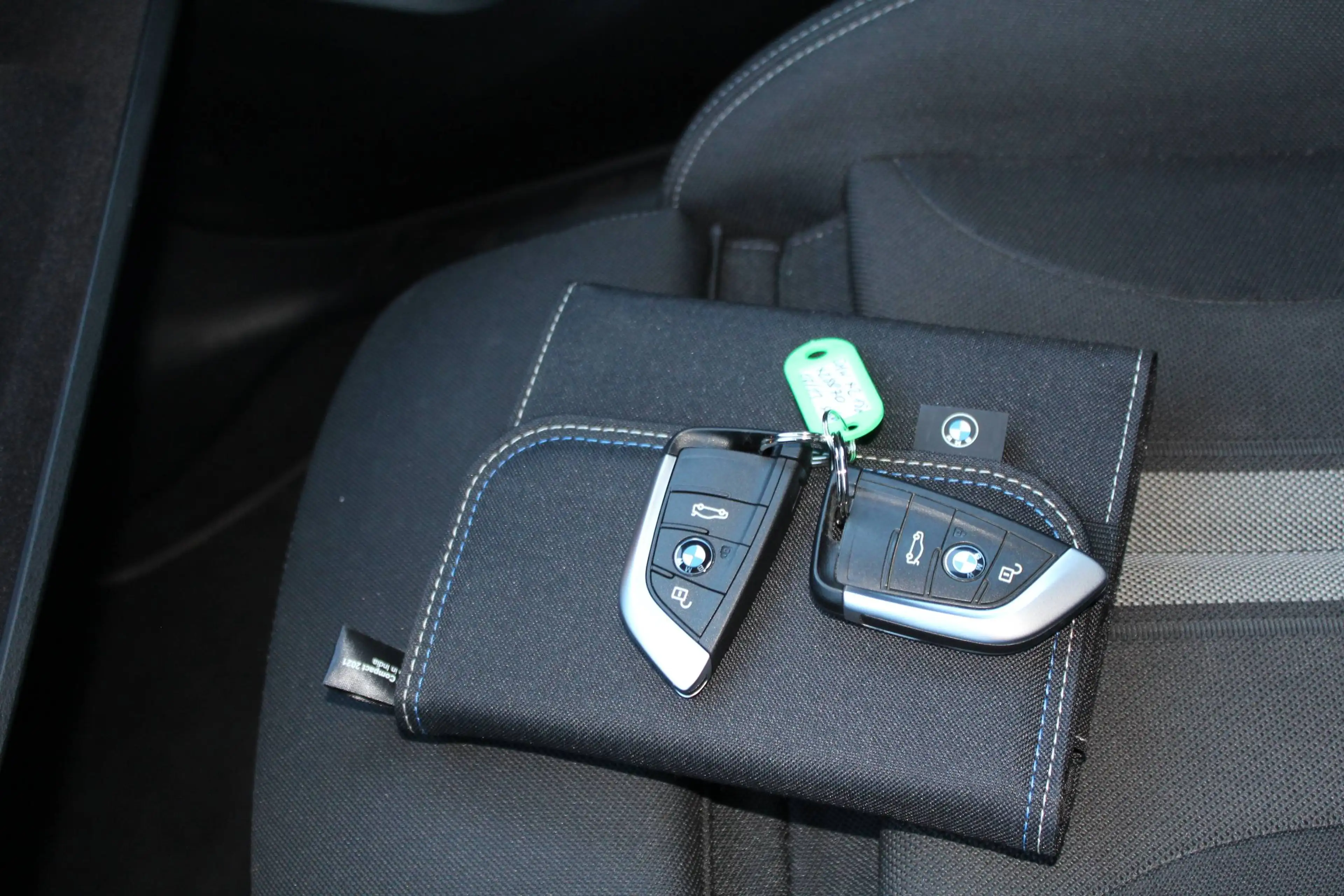 BMW X2 sDrive 18 d Advantage Plus Led Sp Sitze — photo 13