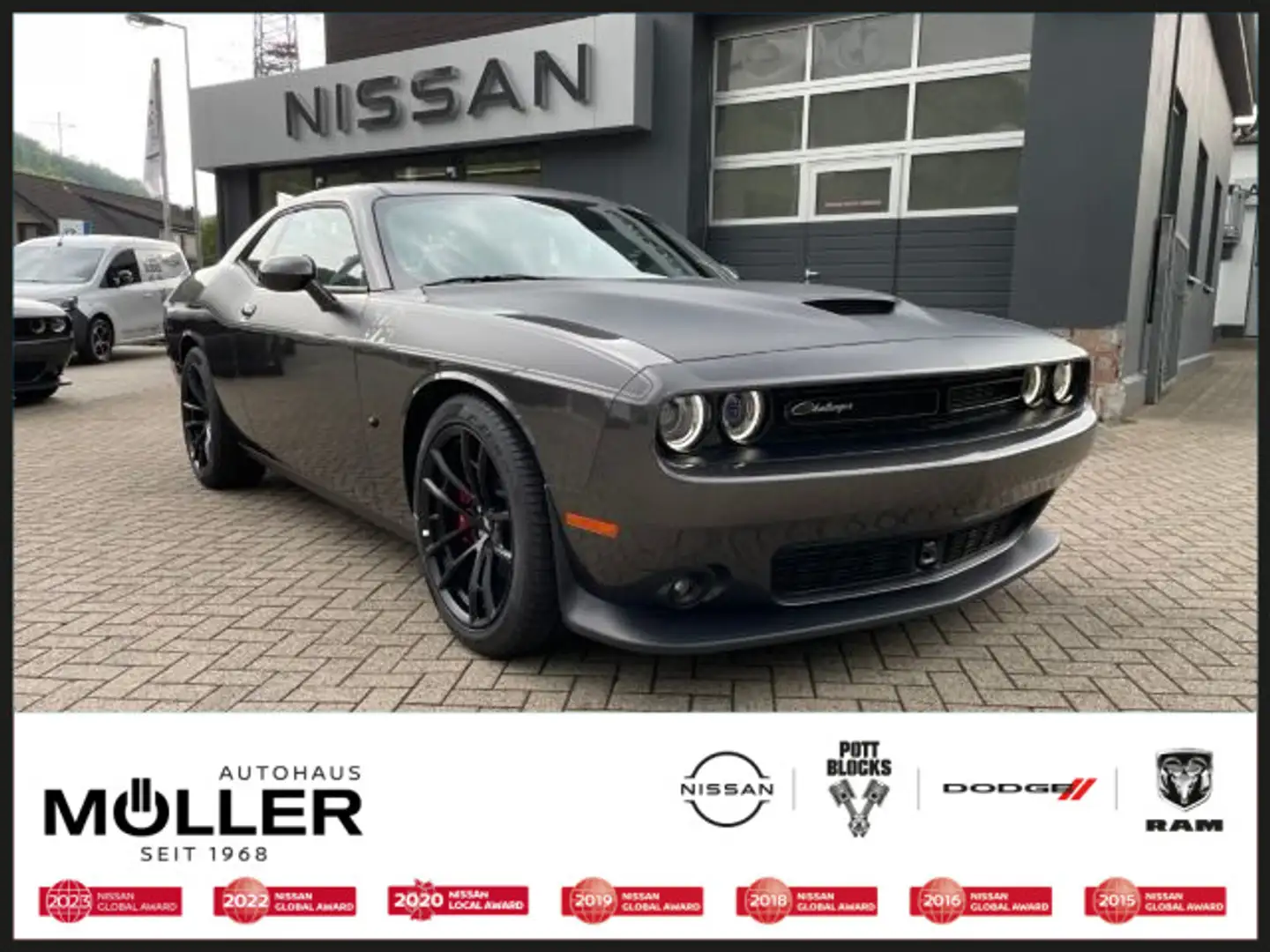 Dodge Challenger 5.7 V8 R/T T/A Pack ACC Tech AEC Voll Czarny - 1