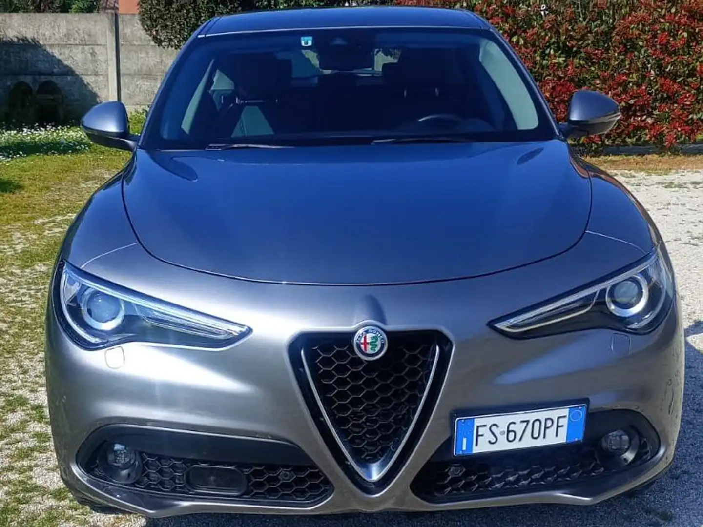 Alfa Romeo Stelvio Stelvio 2.2 t Executive rwd 180cv auto Grigio - 1