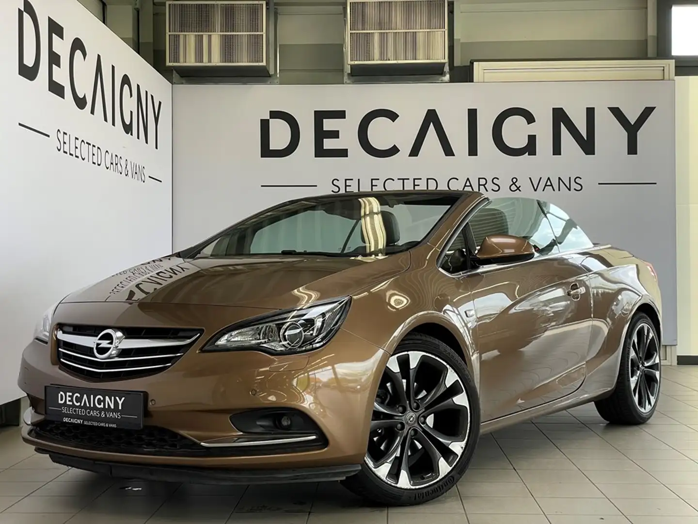 Opel Cascada Cosmo 1.6T *Navigatie*Camera*Zetelverwarming Marrón - 1