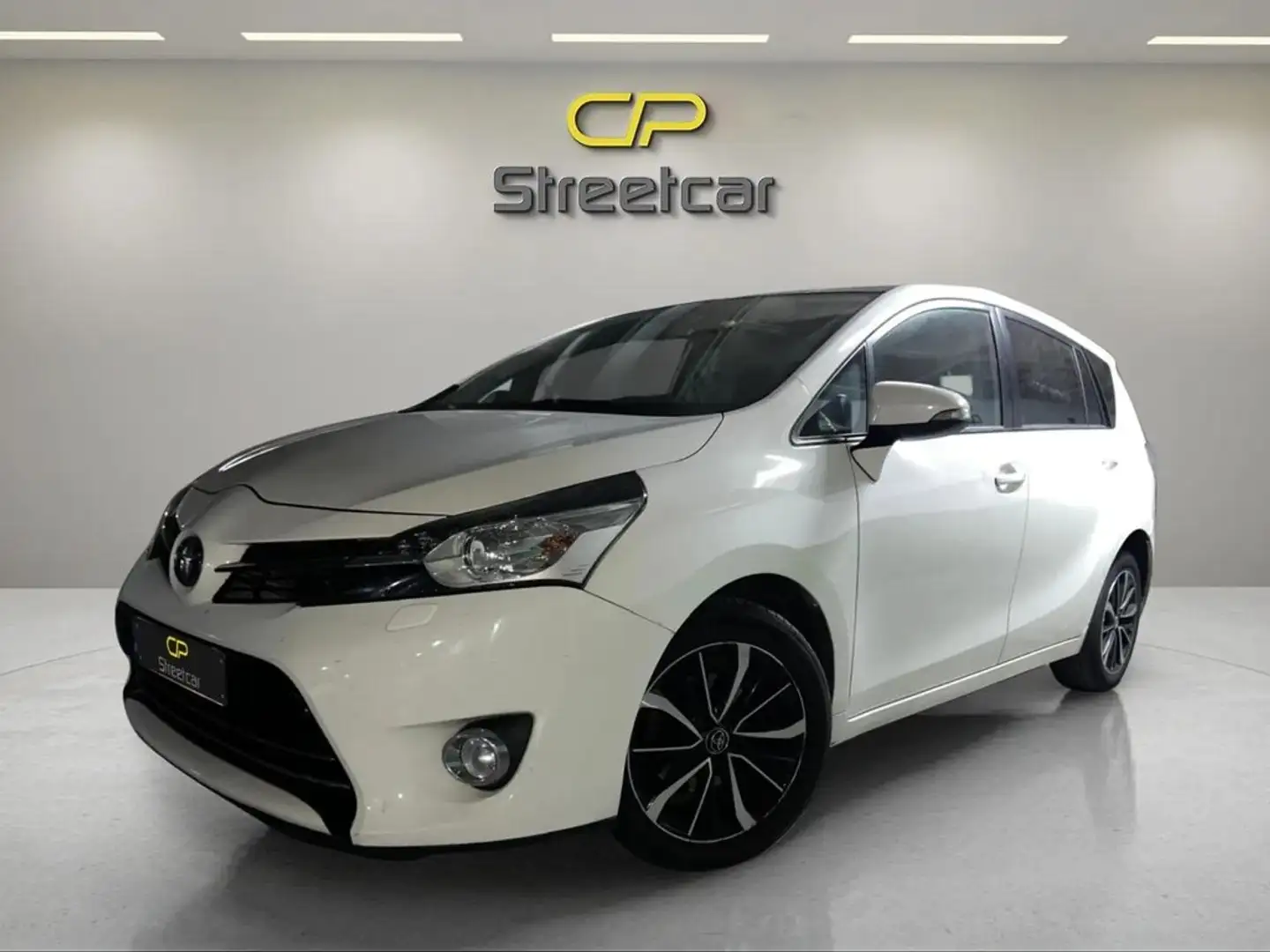 Toyota Verso 1.6D 115D Advance + Pack Style 7pl. Blanc - 1