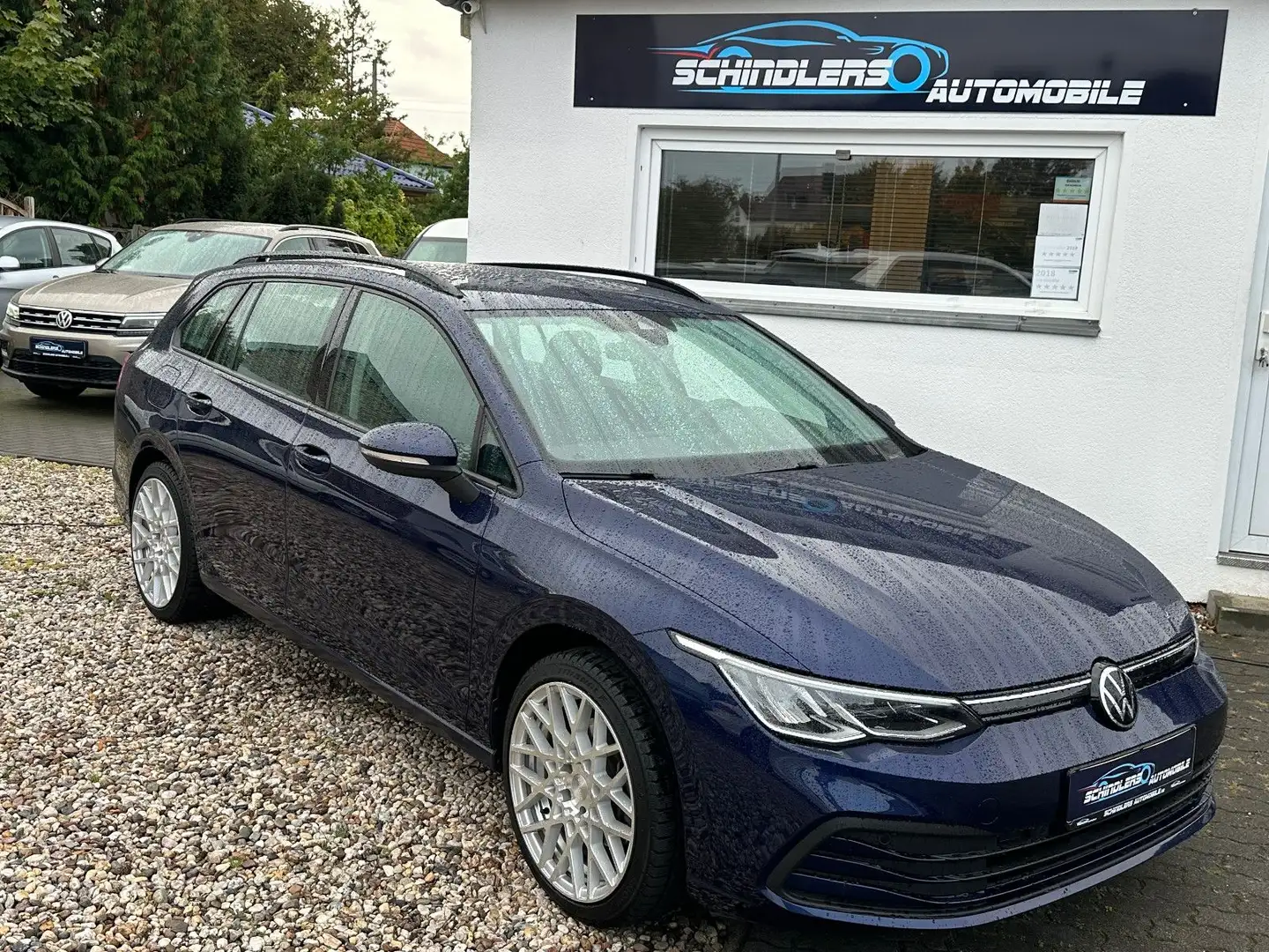 Volkswagen Golf VIII  Life DSG LED MFL RFK ACC SHZ Carplay Blau - 1