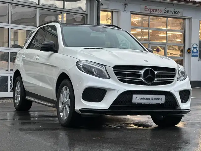 Mercedes-Benz GLE 350 GLE350d 4MATIC AMG LINE PANO TOTWINKEL