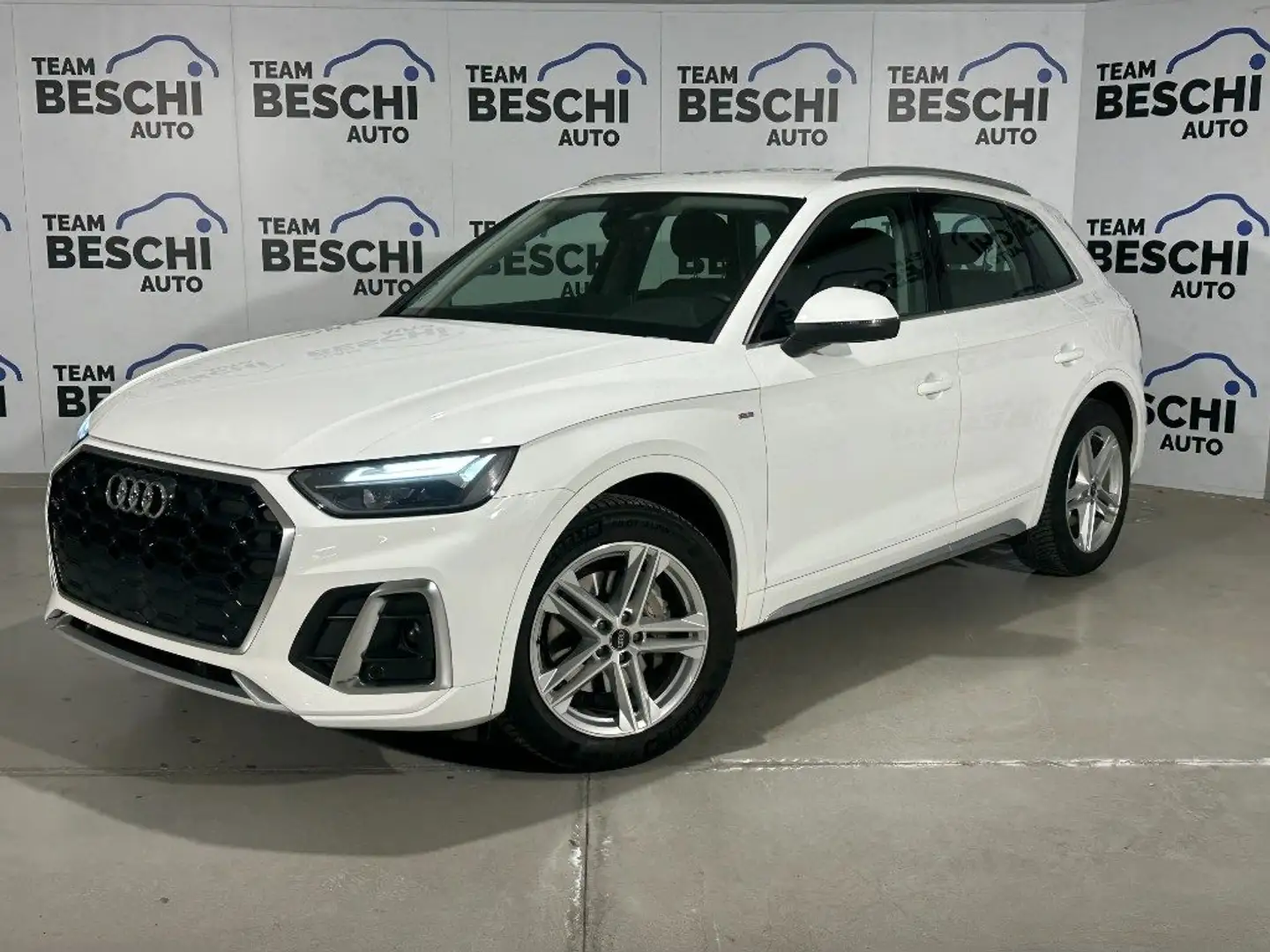 Audi Q5 35 TDI 163CV S tronic S line Bianco - 1