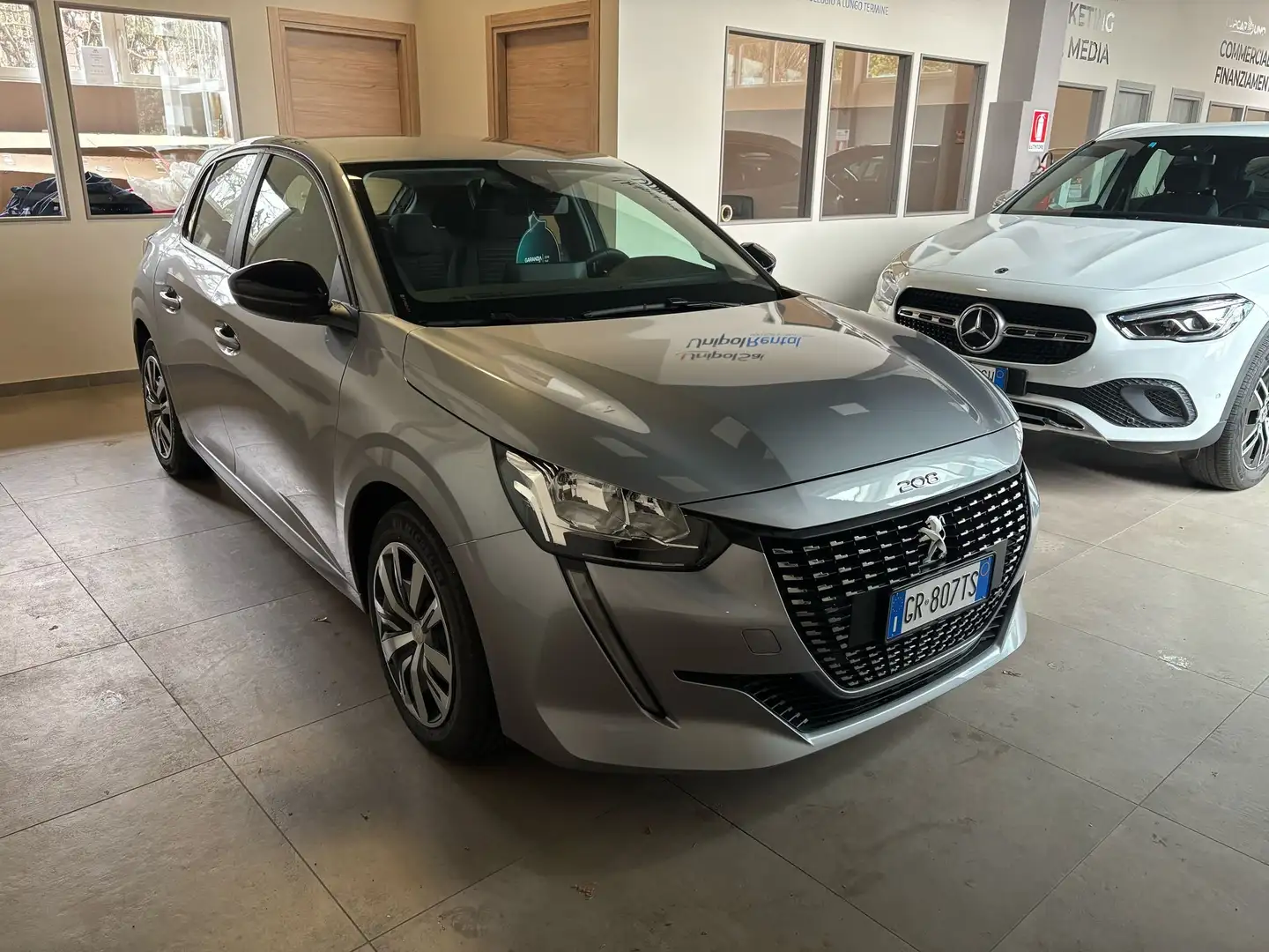 Peugeot 208 208 1.2 puretech Active Pack s Grijs - 2