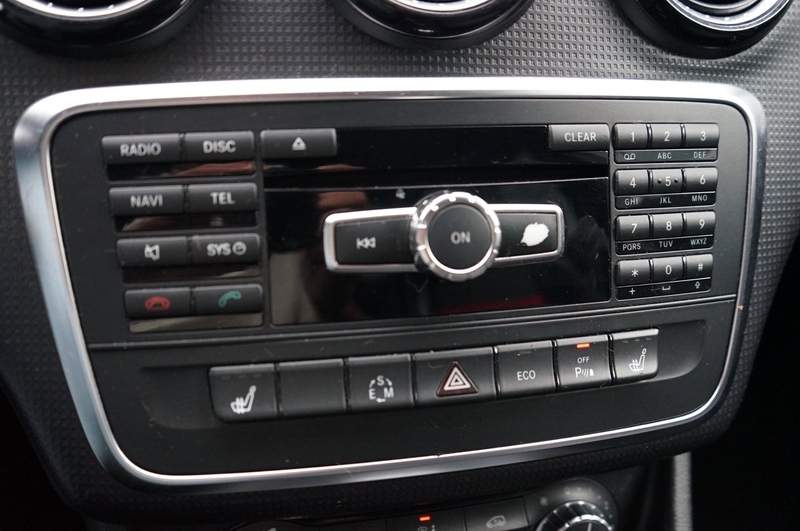 Mercedes-Benz A 180 Navi, PDC, Sportstoelen, Airco, CC, Zwarte hemel — photo 11
