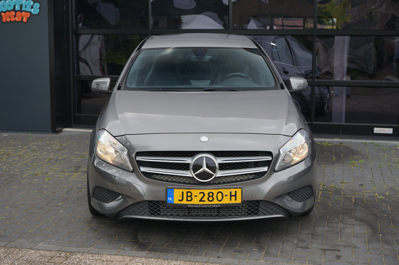 Mercedes-Benz A 180 Navi, PDC, Sportstoelen, Airco, CC, Zwarte hemel — photo 7