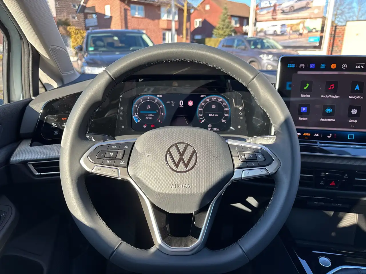 Volkswagen Golf VIII Style 1.5 TSI LED+ Navi Headup ACC 18" 12