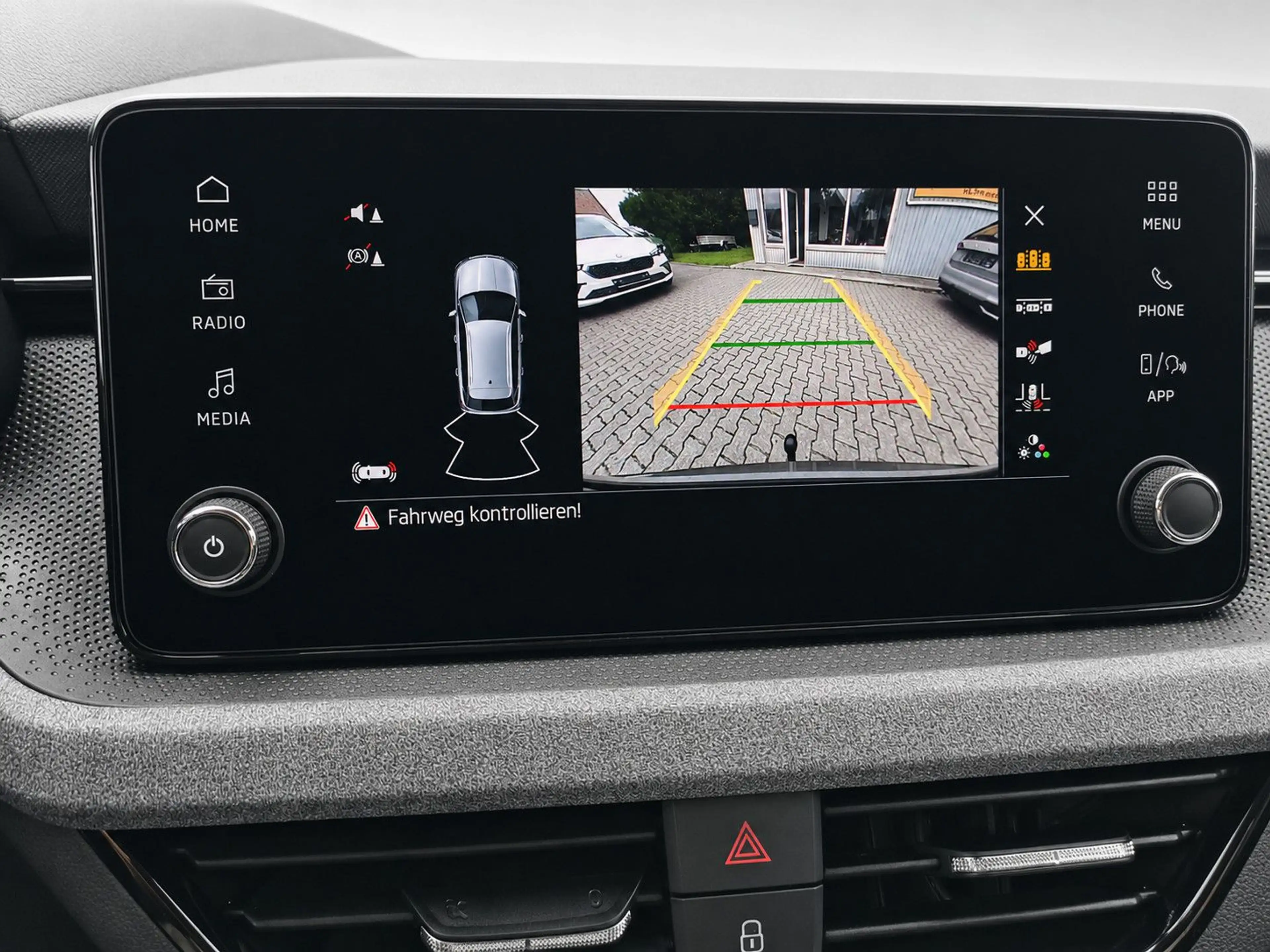 Skoda Kamiq 116PS AHK Kamera Klimatronic NW-sofort — photo 14