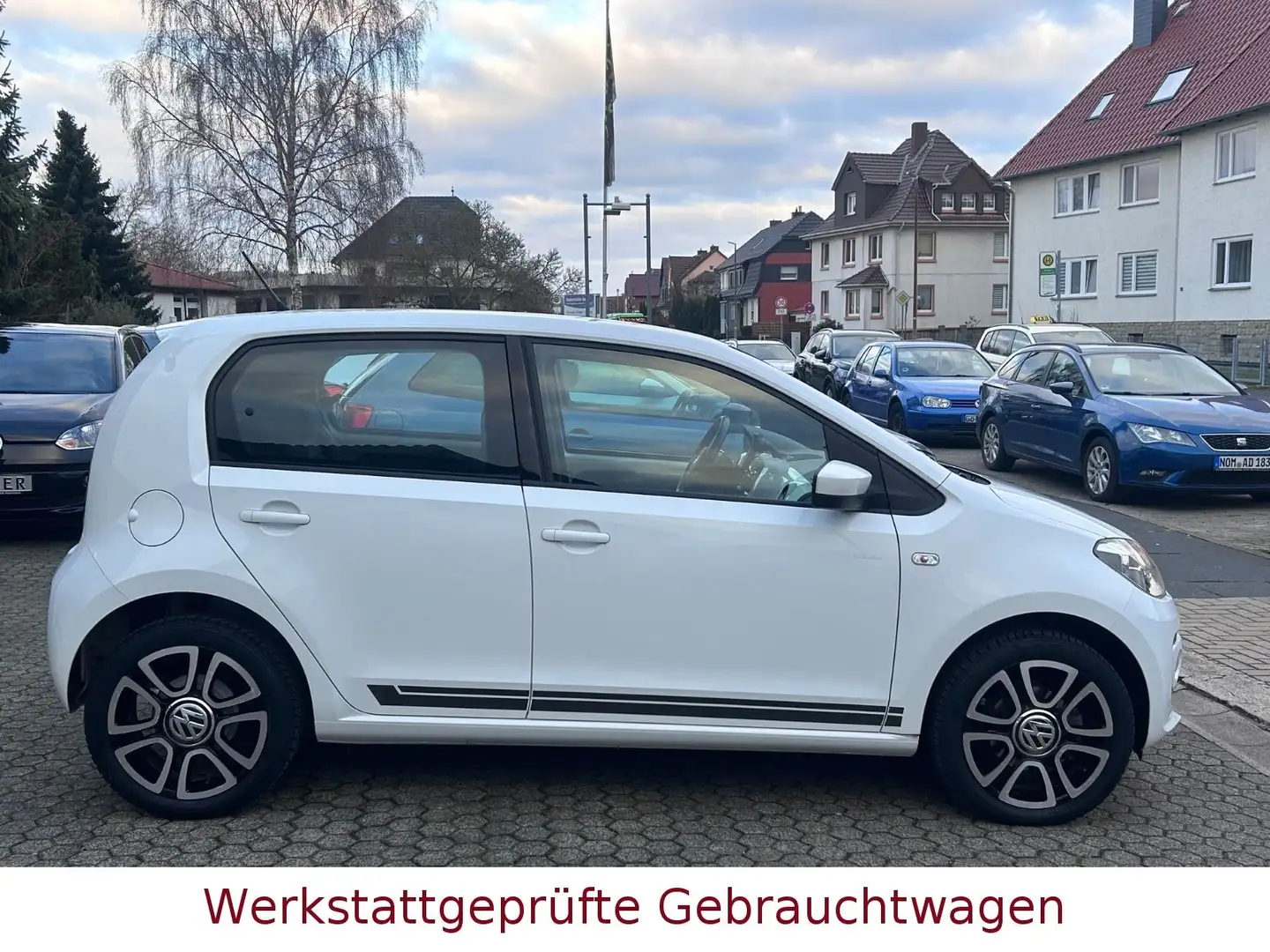 Volkswagen up! club! *Navi*SitzH*PDC* Weiß - 2