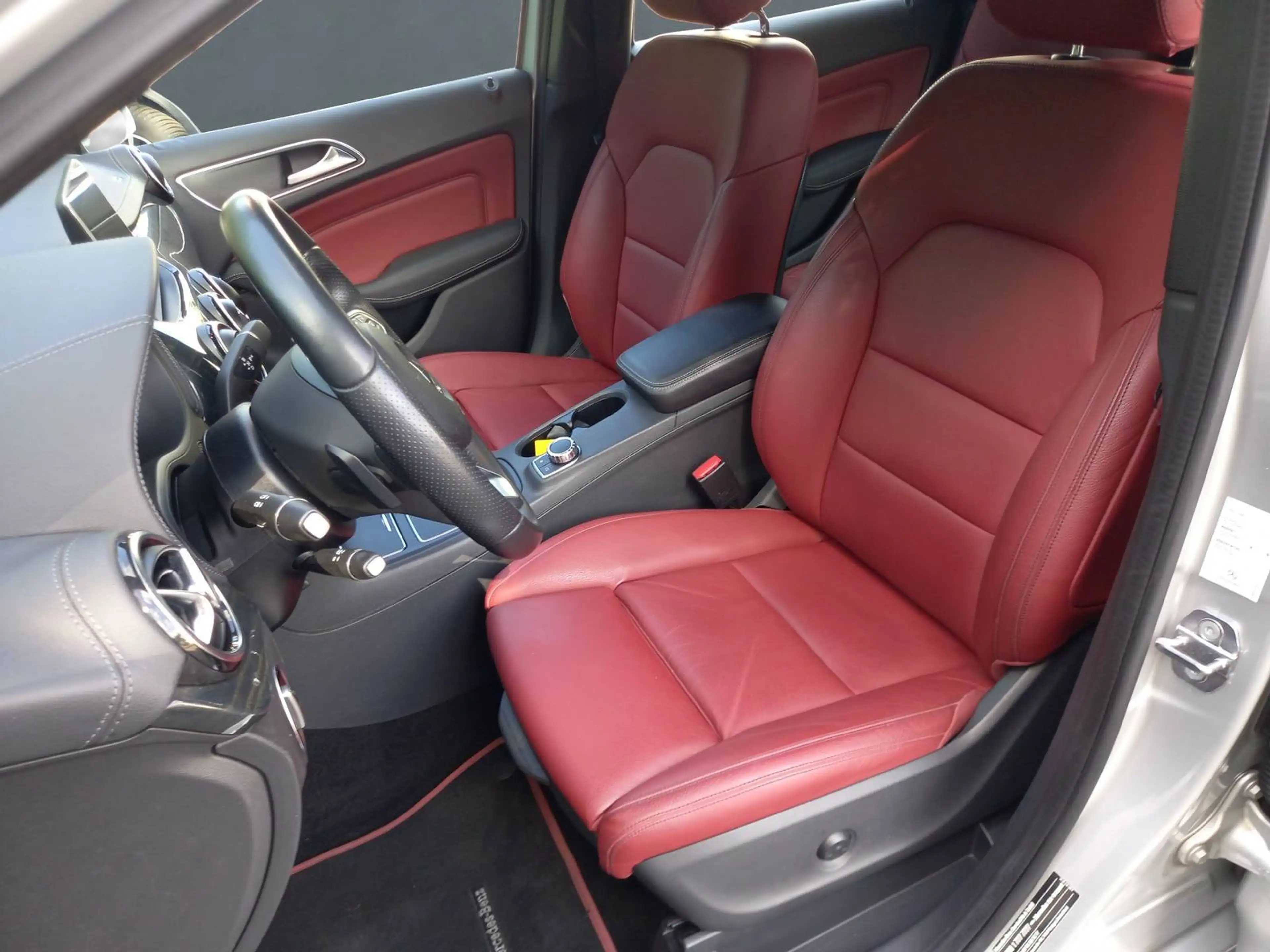 Mercedes-Benz B 220 B-Klasse Diesel d 4Matic 7G-DCT Style — photo 9