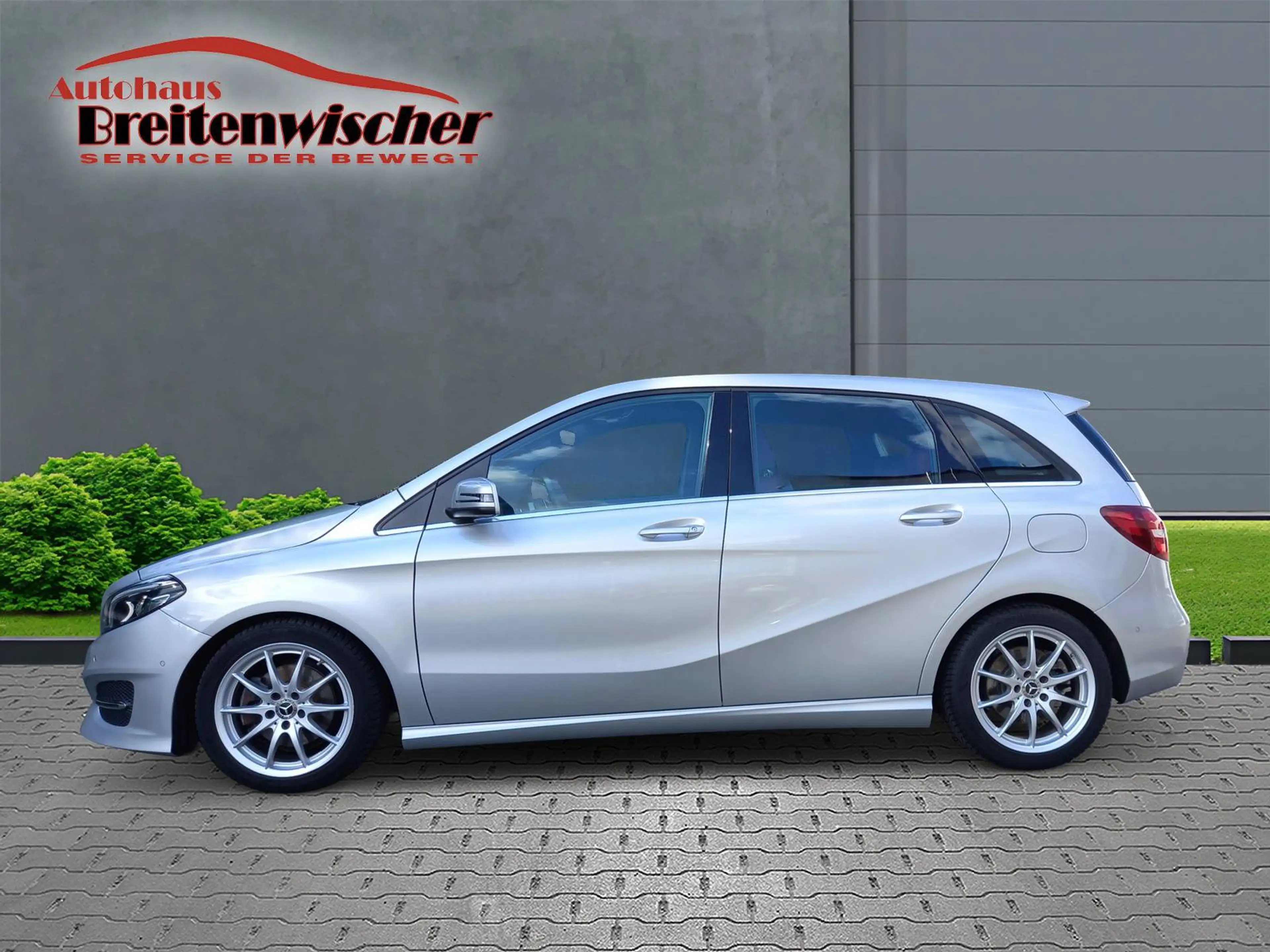 Mercedes-Benz B 220 B-Klasse Diesel d 4Matic 7G-DCT Style — photo 2