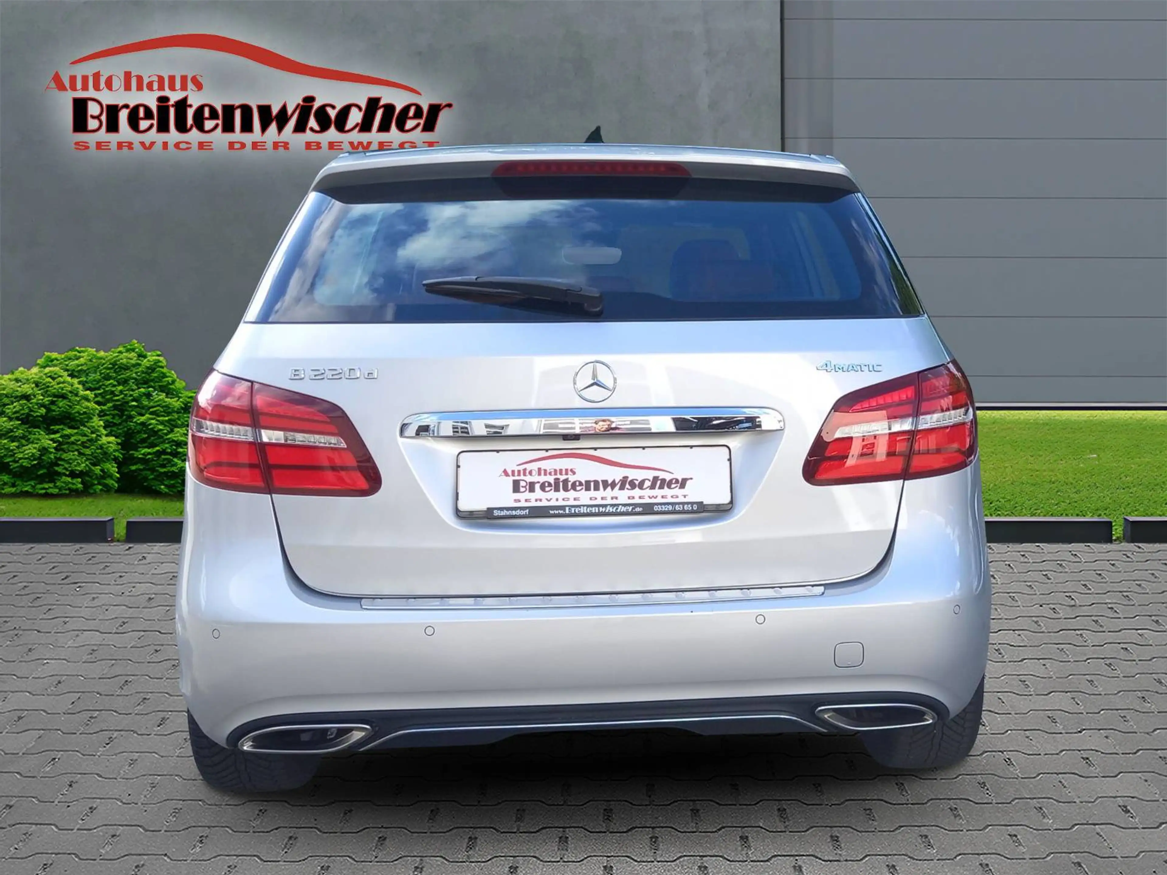Mercedes-Benz B 220 B-Klasse Diesel d 4Matic 7G-DCT Style — photo 4