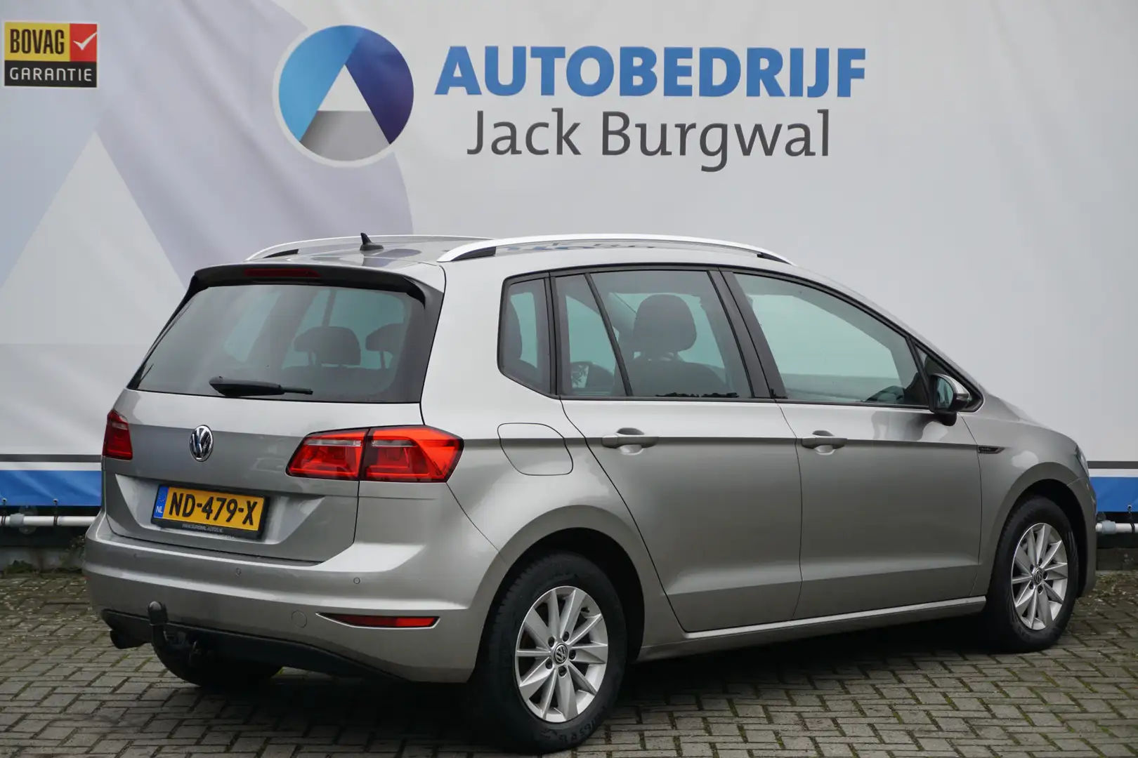 Volkswagen Golf Sportsvan 1.2 TSI 110PK Connected Series Trekhaak | Stoelver Grijs - 2