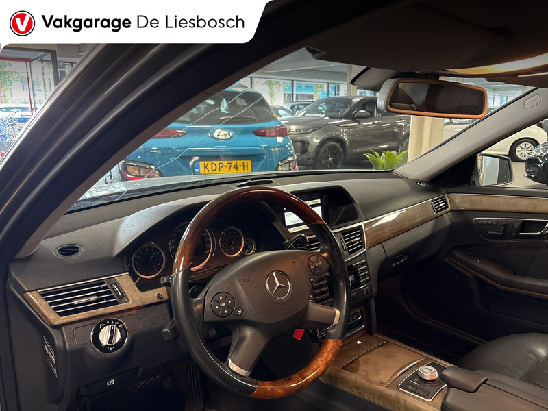 Mercedes-Benz E 350 CGI Avantgarde,navi,leer,dak,afn trekhaak,volledig — photo 5