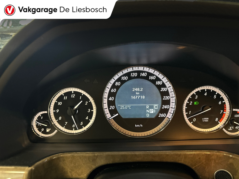 Mercedes-Benz E 350 CGI Avantgarde,navi,leer,dak,afn trekhaak,volledig — photo 11