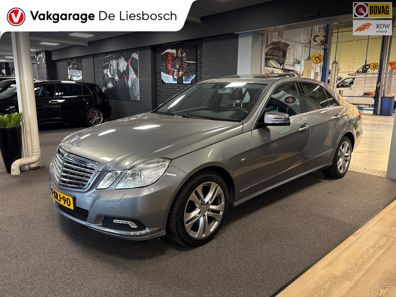 Mercedes-Benz E 350 CGI Avantgarde,navi,leer,dak,afn trekhaak,volledig