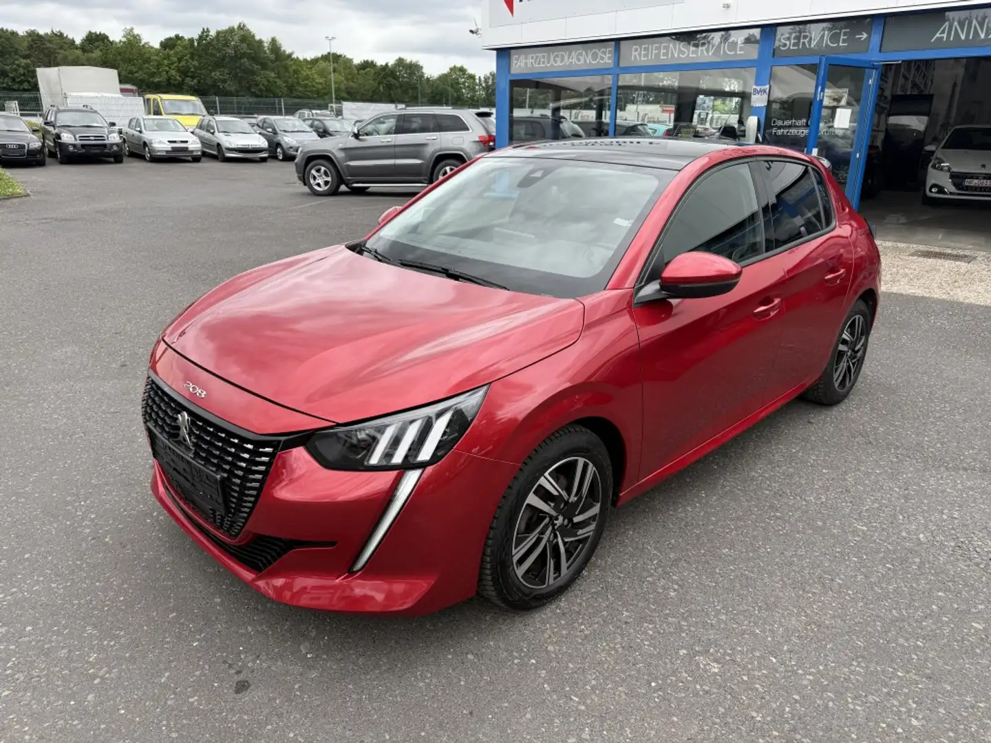 Peugeot 208 1.2 PureTech Allure AT LEDER NAVI SHZ UVM. Rouge - 1