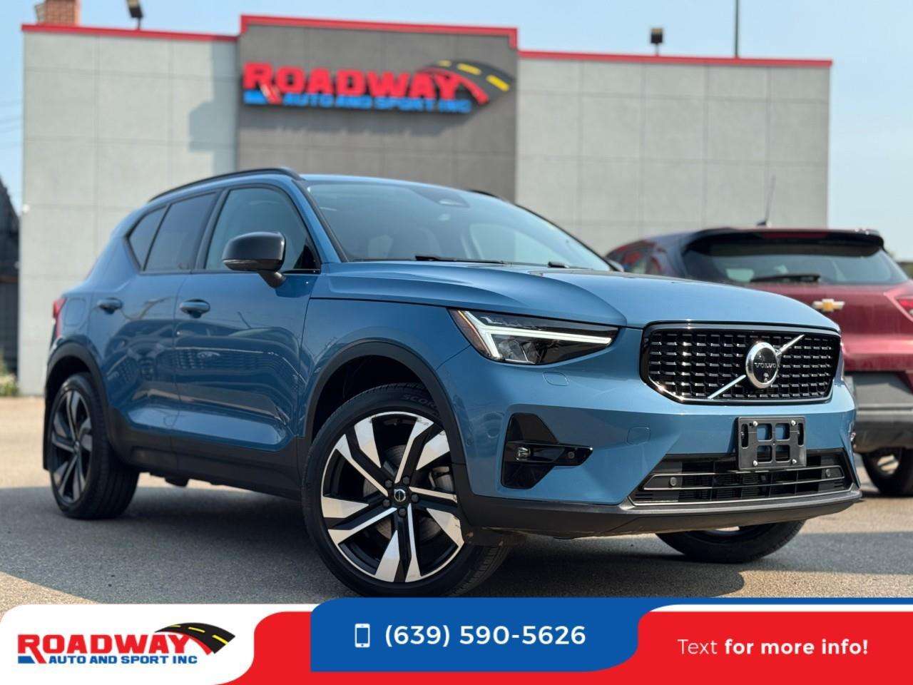 2024 Volvo XC40 B5 Plus Dark Theme Heated Seats | Harman/Kardon |