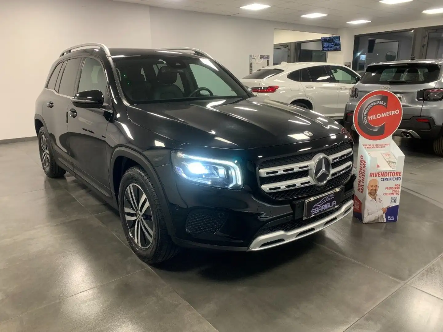 Mercedes-Benz GLB 200 d Automatico 4Matic 4x4 Sport Plus Noir - 1