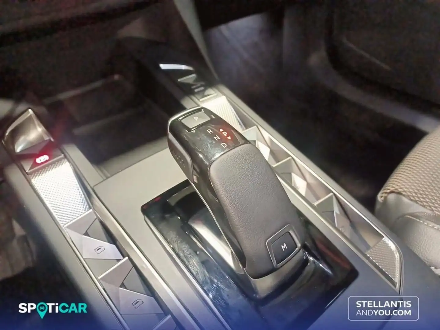 DS Automobiles DS 3 PureTech 96 kW Automático BASTILLE Grau - 2