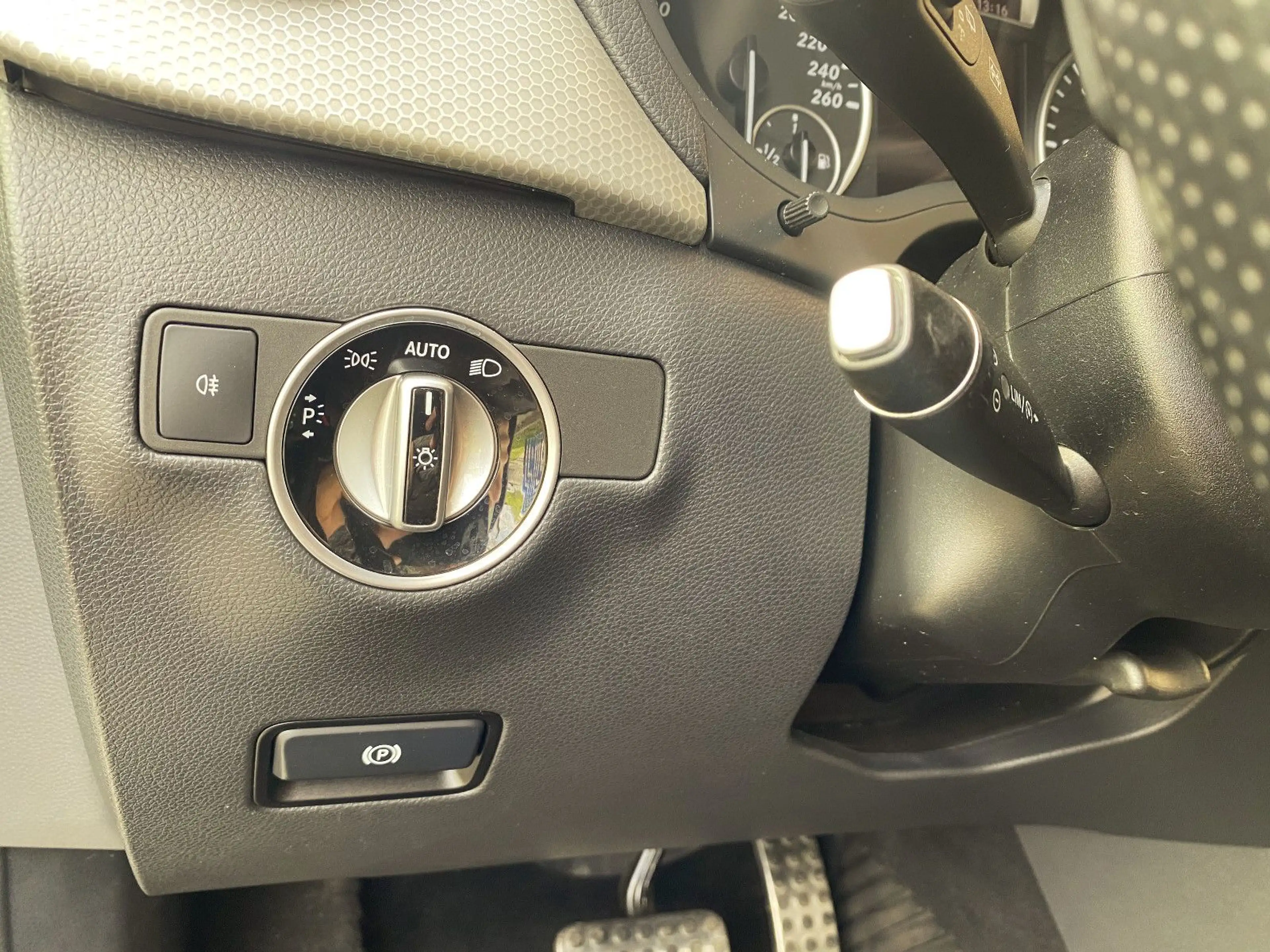 Mercedes-Benz B 180 CDI Automatik, Xenon, Teilleder, Navi!!! — photo 26