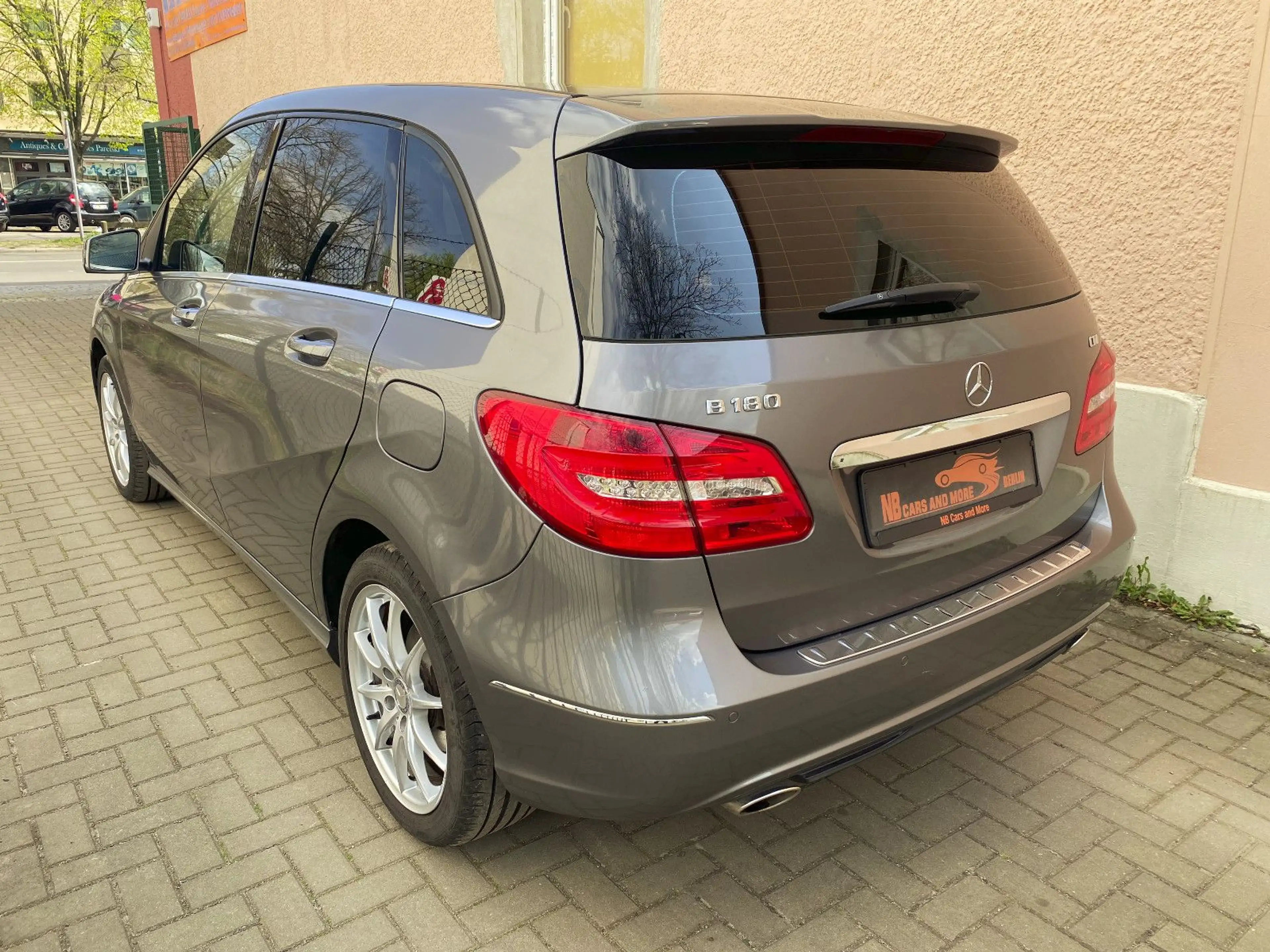 Mercedes-Benz B 180 CDI Automatik, Xenon, Teilleder, Navi!!! — photo 4