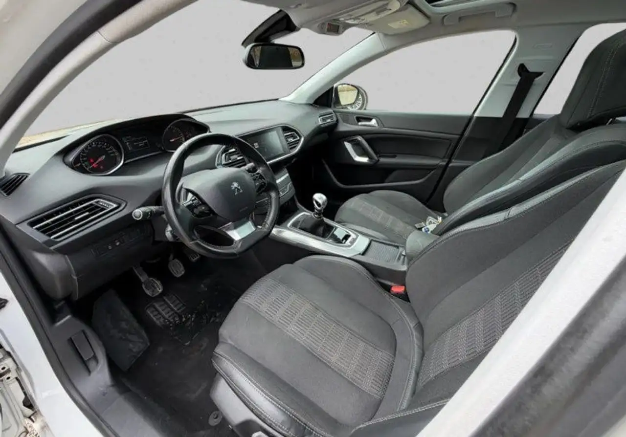 Peugeot 308 308 SW — photo 8