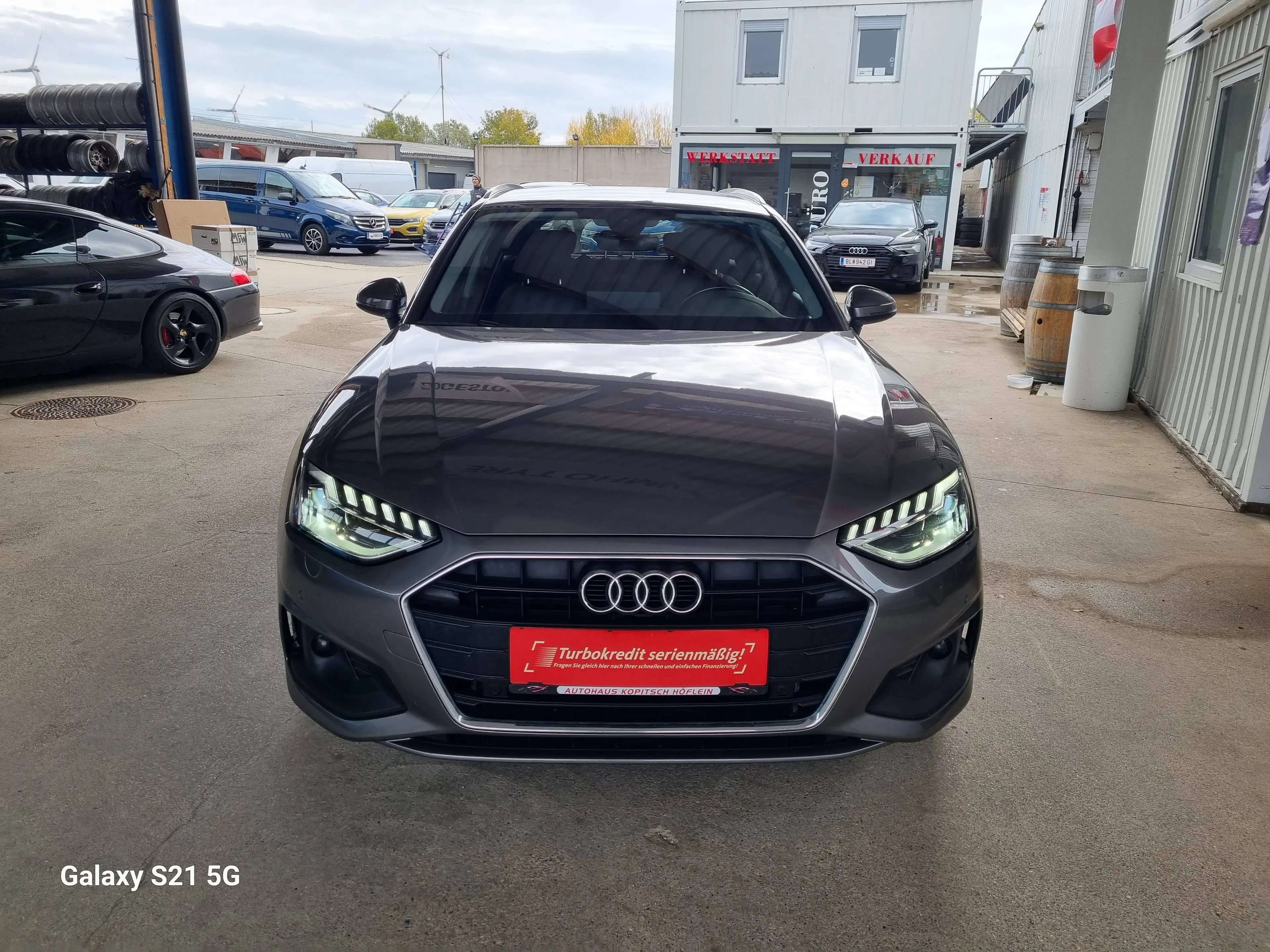 Audi A4 35 TDI Avant S-Tronic - Topzustand! — photo 2