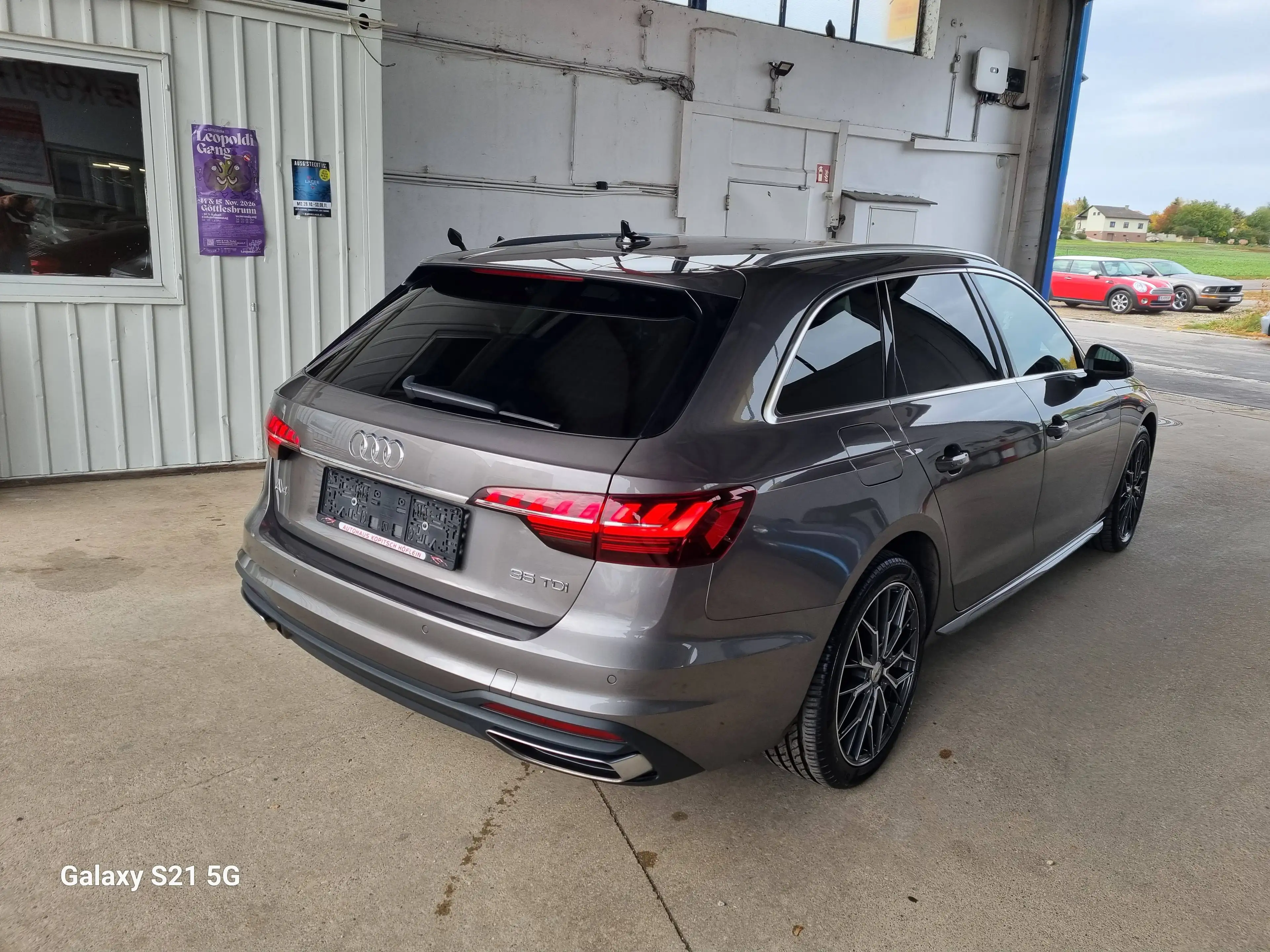 Audi A4 35 TDI Avant S-Tronic - Topzustand! — photo 5