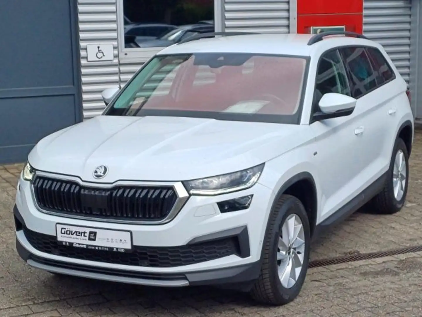 Skoda Kodiaq 1.5 TSI DSG Clever NAVI MATRIX ACC AHK LED Wit - 2