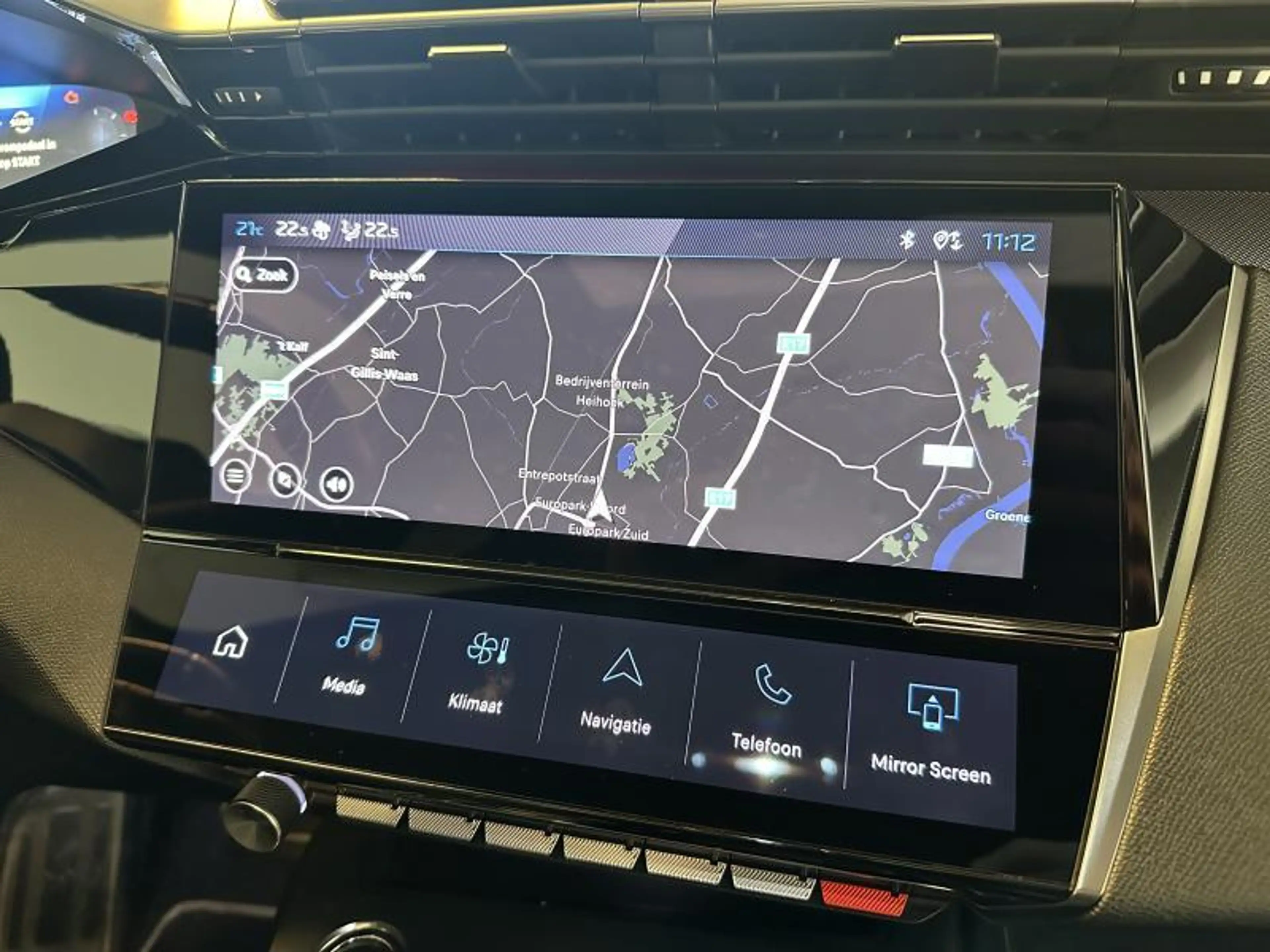 Peugeot 408 GT 1.2 BENZINE 130 EAT 8 — photo 12