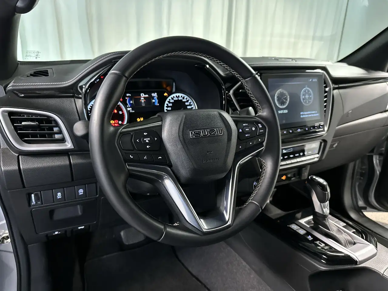 Isuzu D-Max 2024 — фото 16