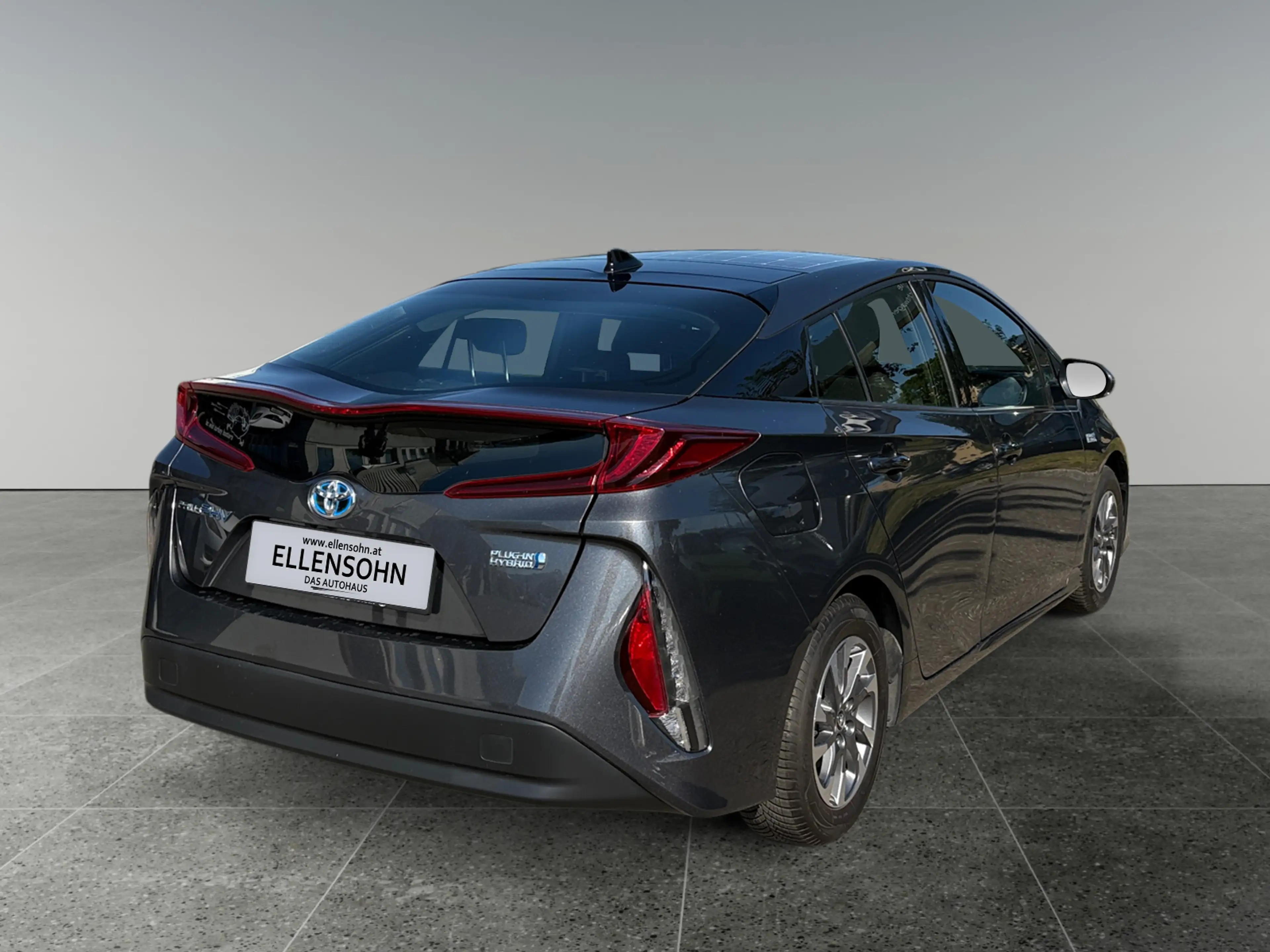 Toyota Prius Prius 1,8 VVT-i Hybrid Plug-In — photo 5