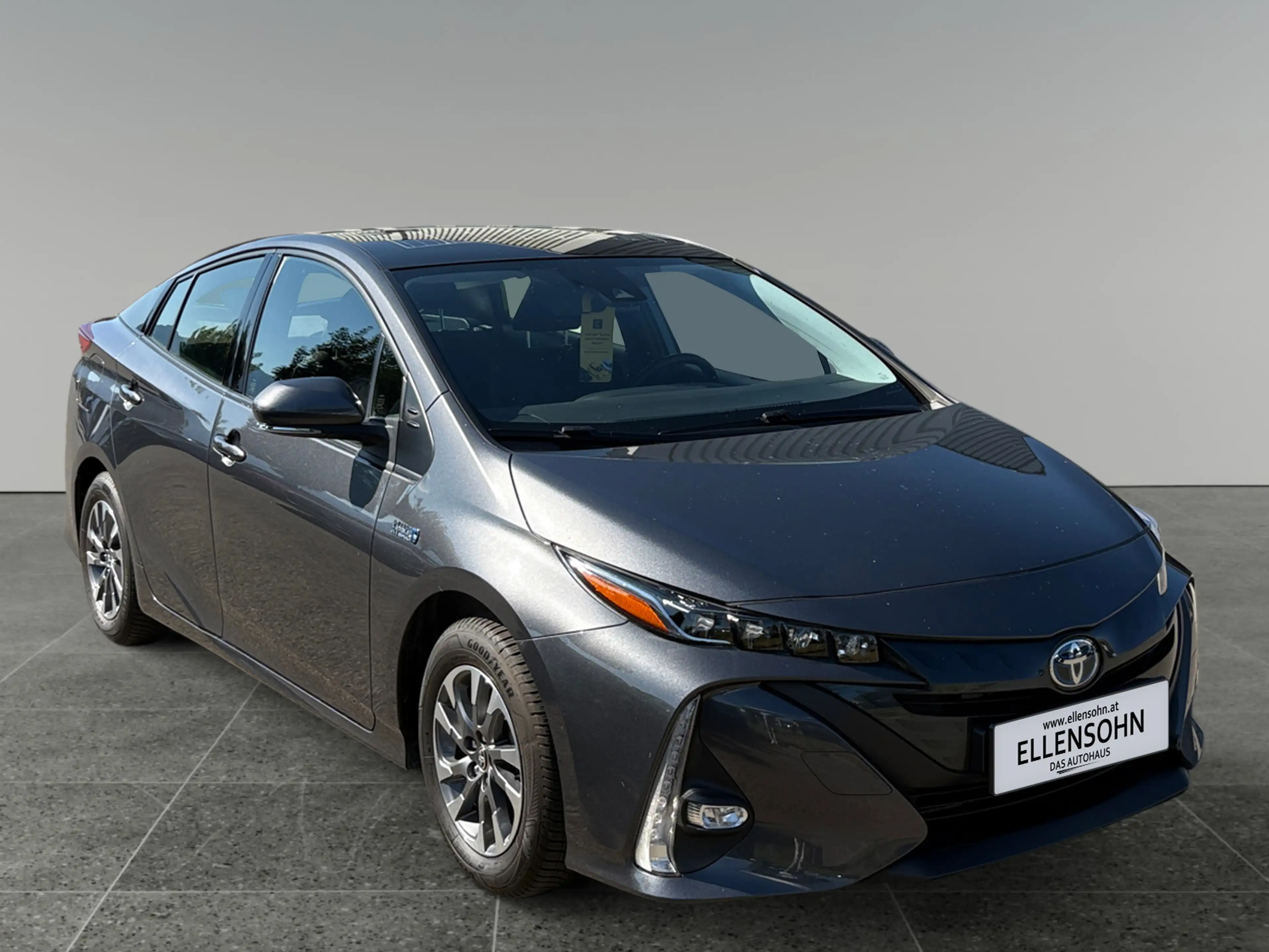 Toyota Prius Prius 1,8 VVT-i Hybrid Plug-In — photo 7