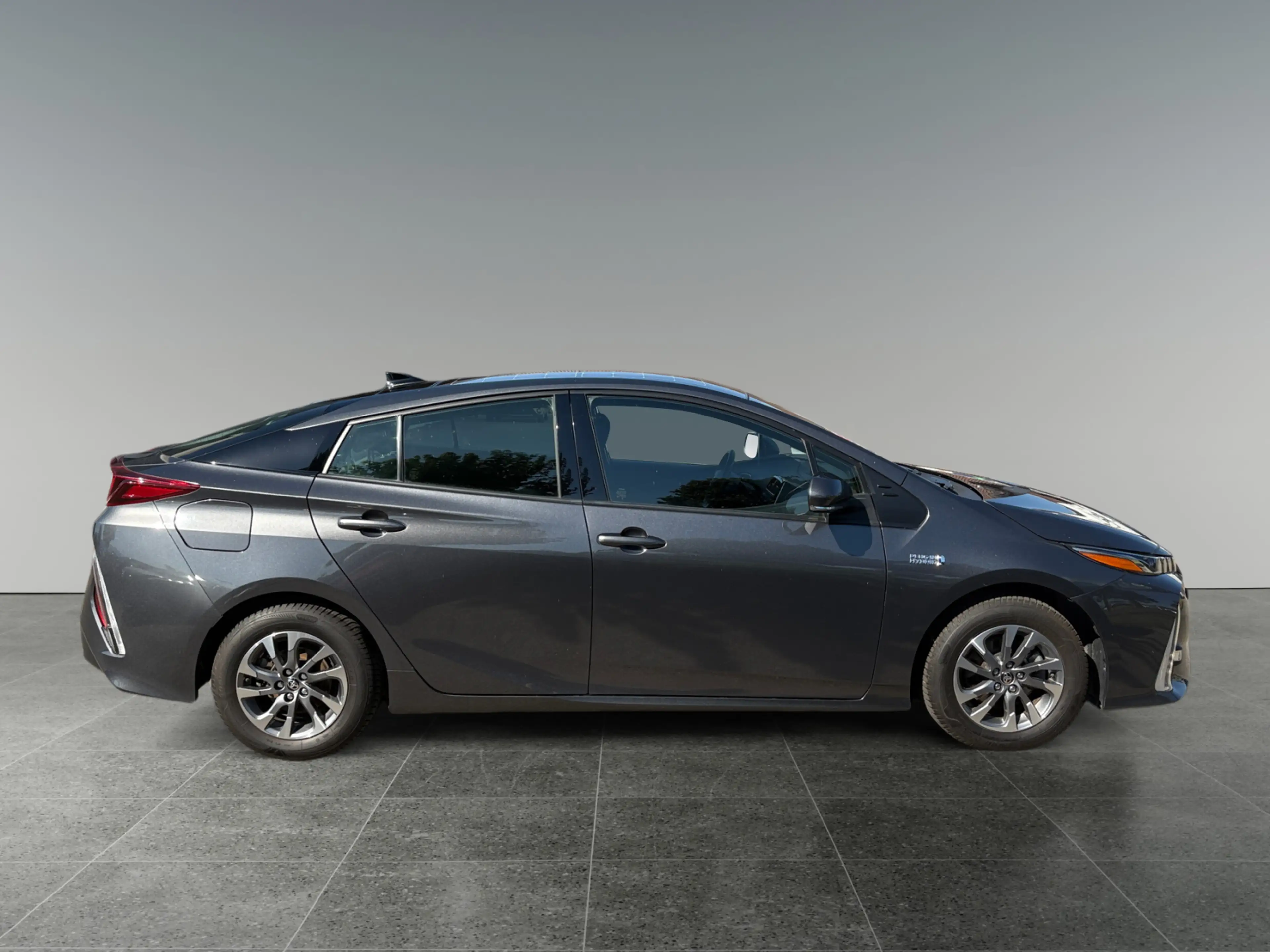 Toyota Prius Prius 1,8 VVT-i Hybrid Plug-In — photo 6