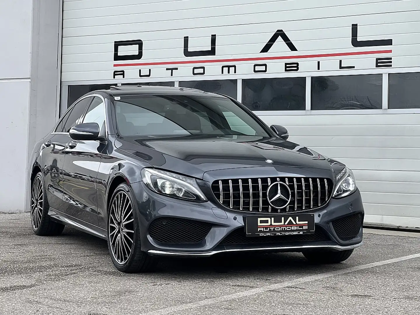 Mercedes-Benz C 250 4MATIC A-Edition Plus Aut./AMG-LINE/SHD/LED/NAV... Grau - 2
