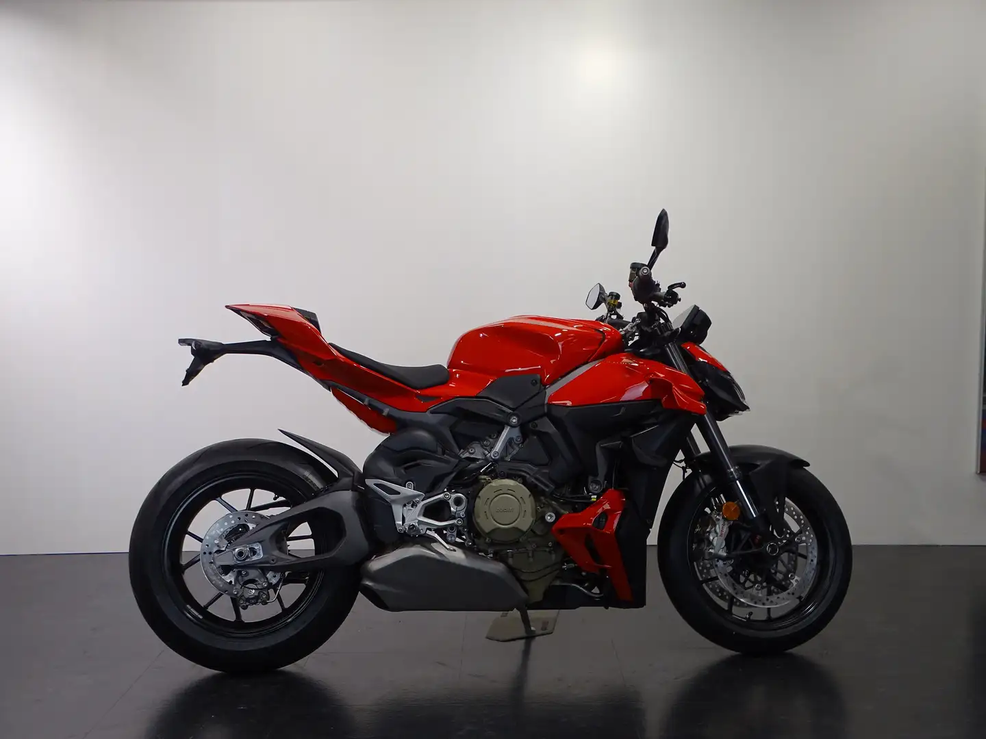 Ducati Streetfighter V4 Rood - 1