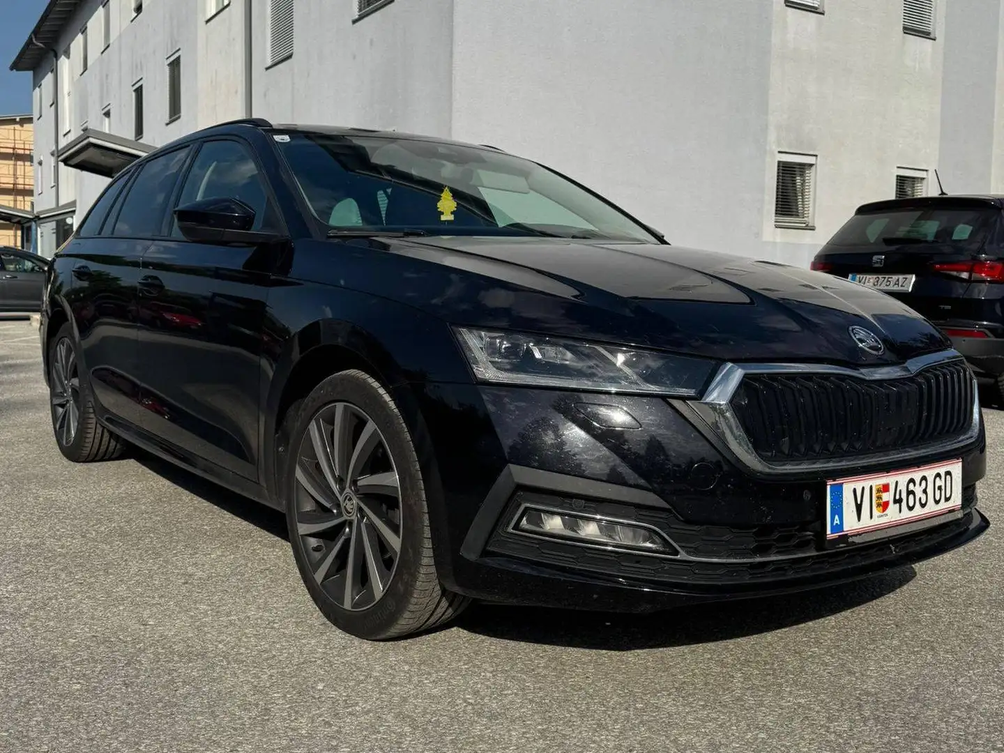 Skoda Octavia Octavia Combi 2,0 TDI Premium DSG Premium Schwarz - 1