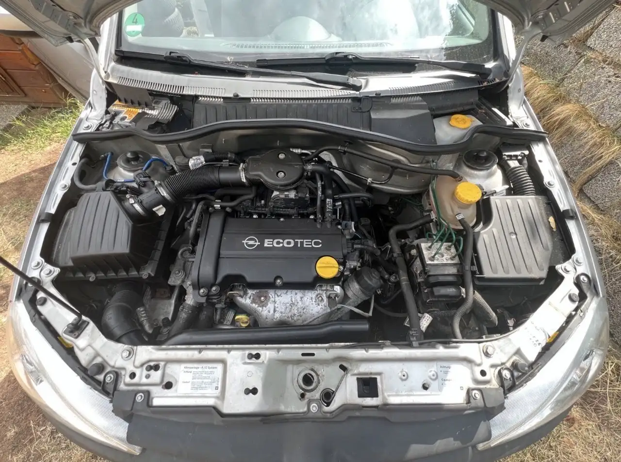 Opel Corsa 1.2 16V Elegance, foto 10