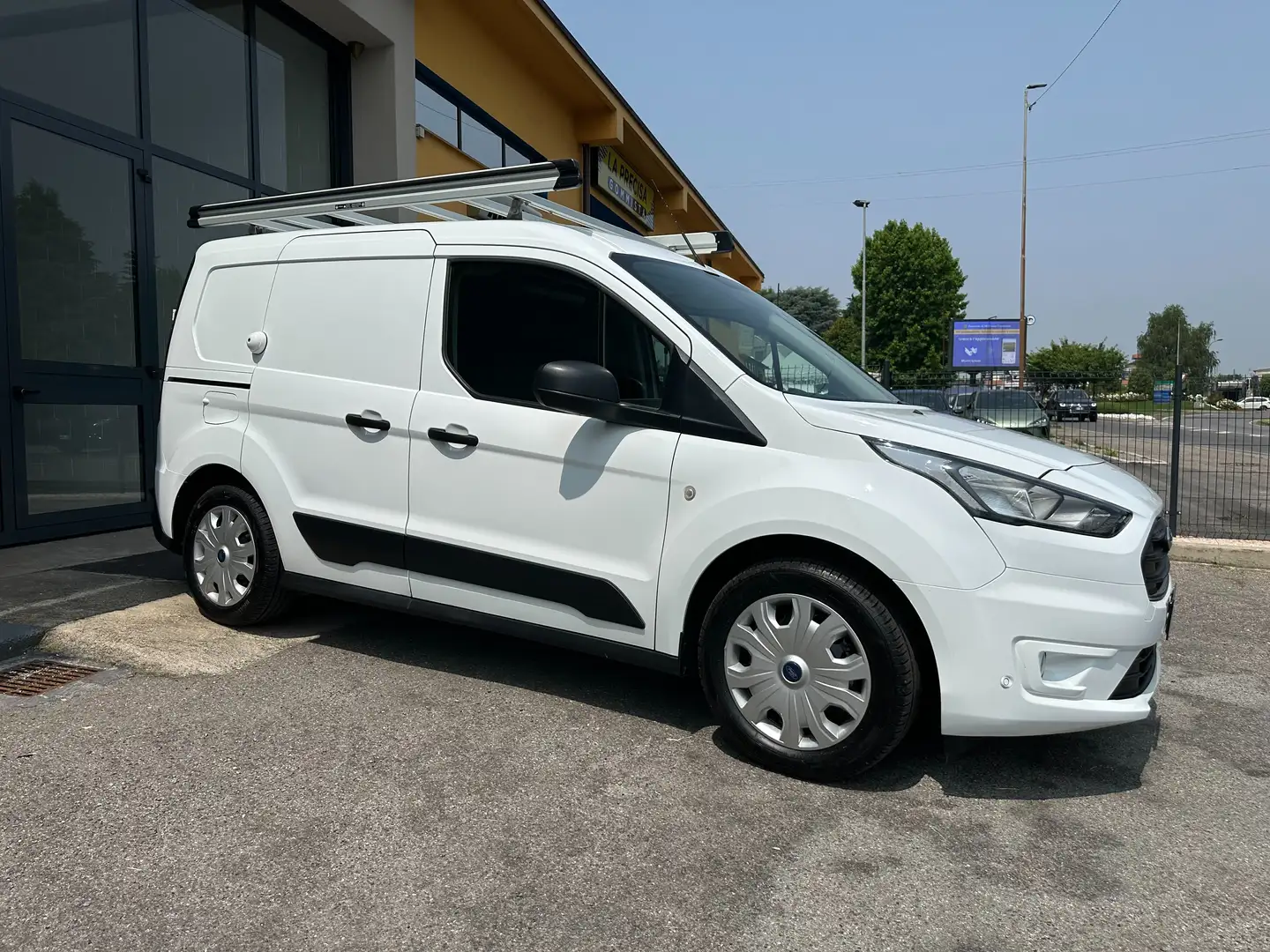 Ford Transit Connect 1.5 EBLUE 100CV s&s TREND 200 L1H1 FULL OPTIONAL!! Bianco - 1