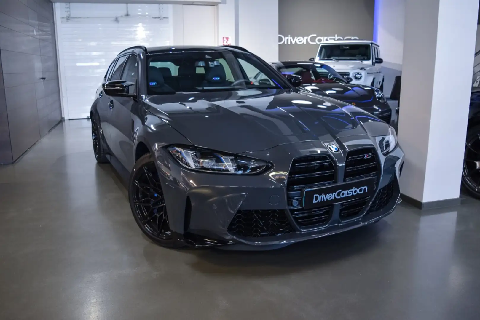 BMW M3 Competition Touring MxDrive Gris - 1