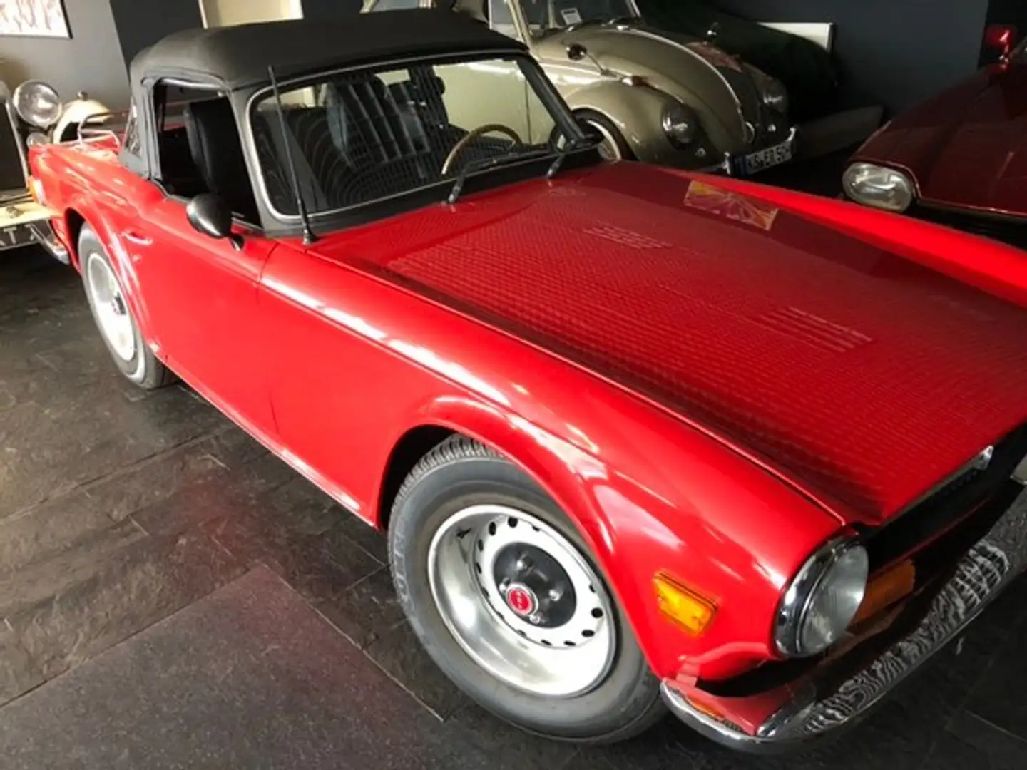 Triumph TR6 Roadster Červená - 1