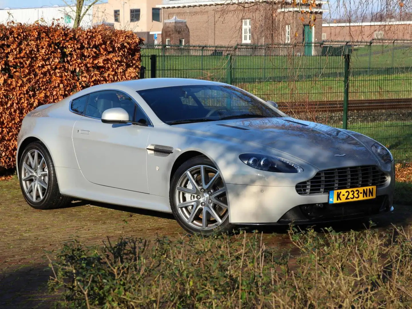 Aston Martin V8 4.7 V8 S Sportshift Argent - 1