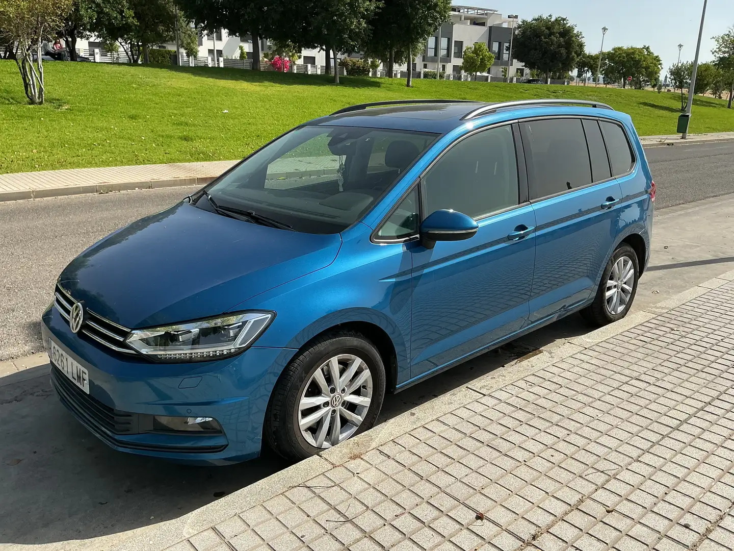 Volkswagen Touran 2.0TDI CR BMT Sport 110kW - 1