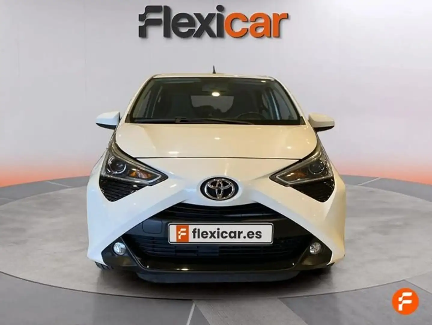 Toyota Aygo 1.0+70+x-cite Blanco - 2
