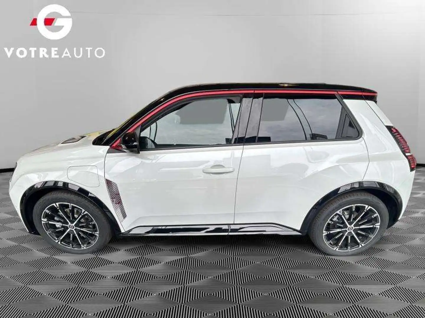 Renault R 5 dispo 05/01/26 - ICONIC Blanc - 2