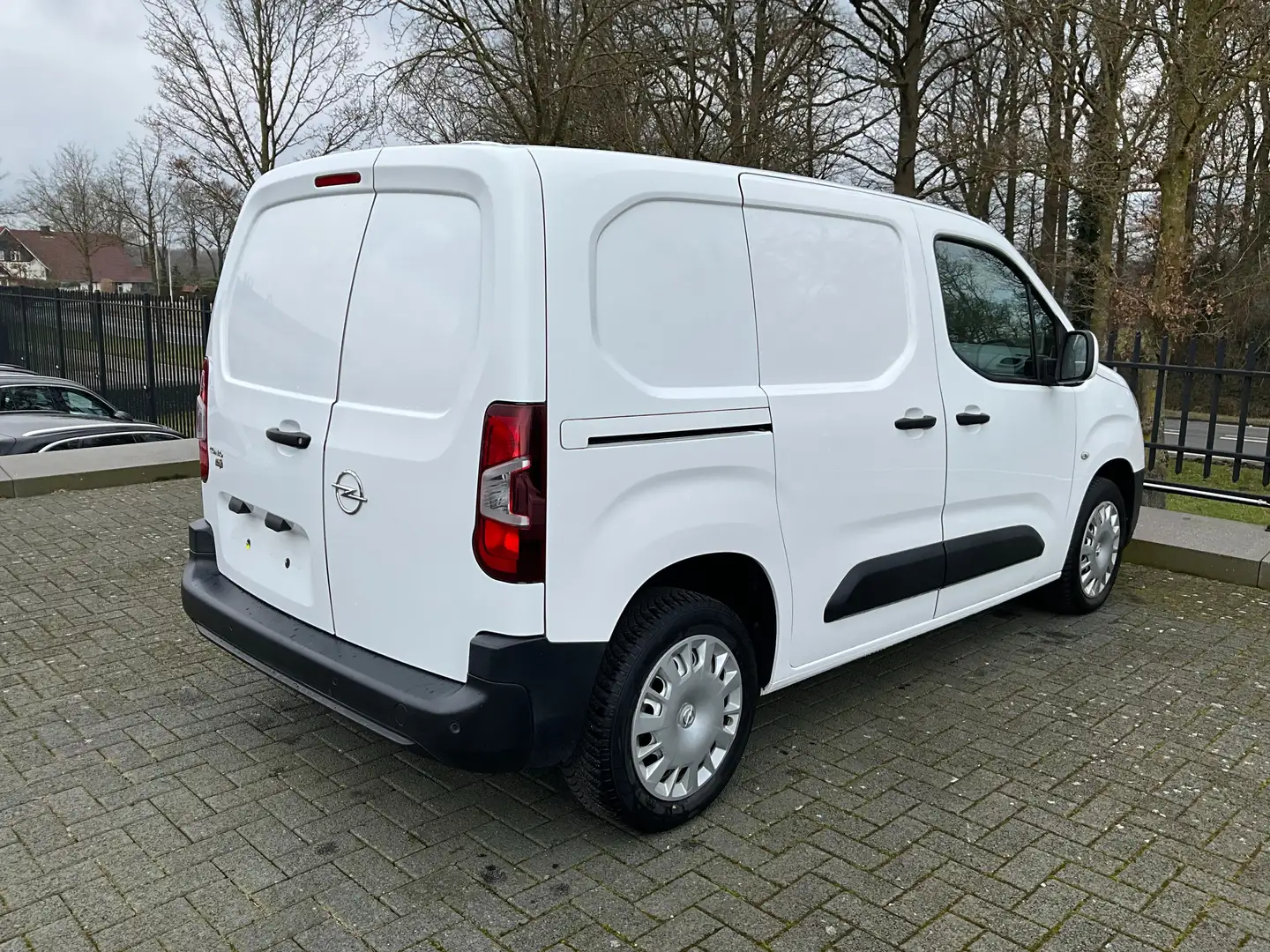 Opel Combo 1.5 Cargo L1 Edition Airco Wit - 2